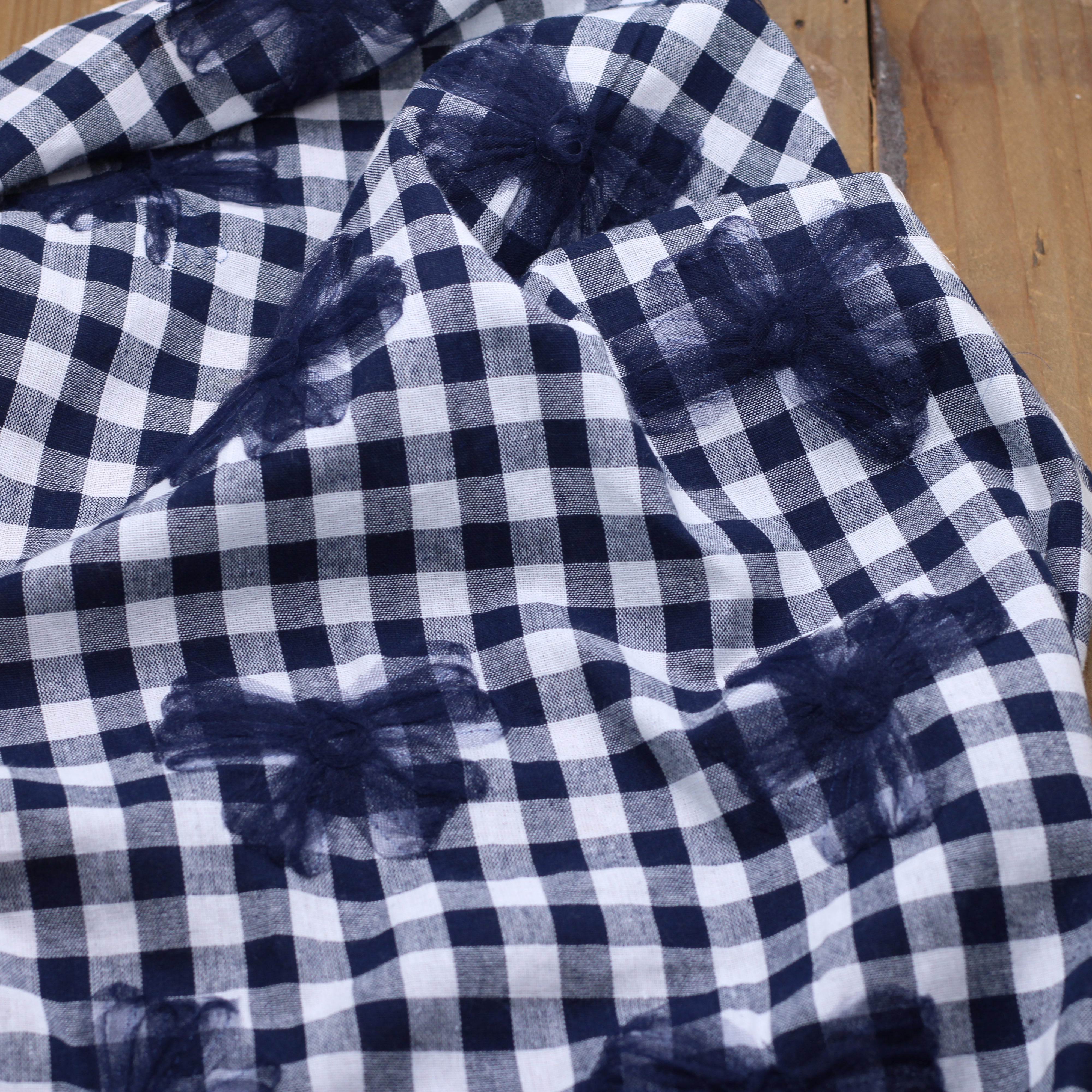 Tissu coton VICHY Noeuds tulle- Bleu marine (Vendu x10cm)