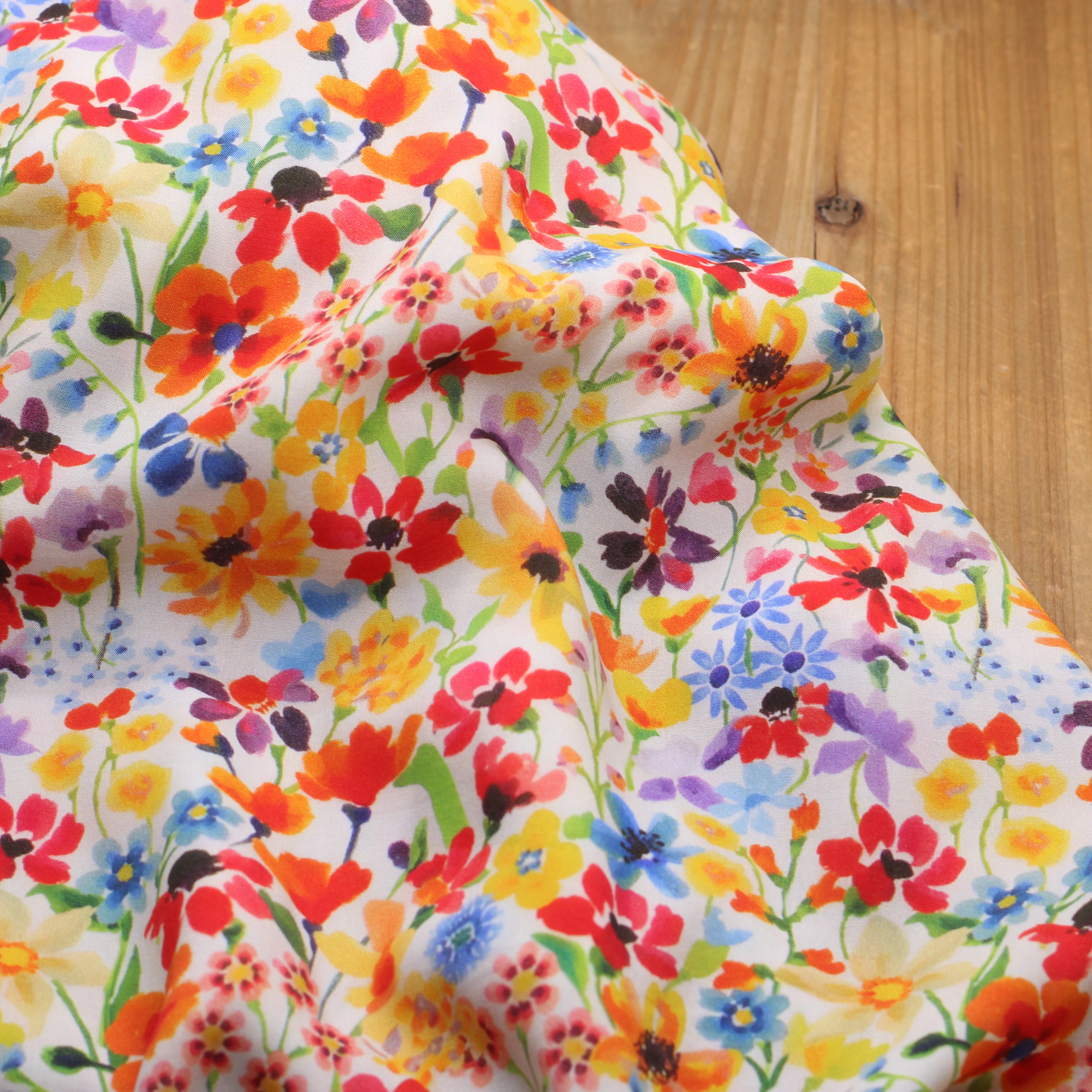 Tissu Viscose Fleuri - YANA - Jaune (vendu x10cm)