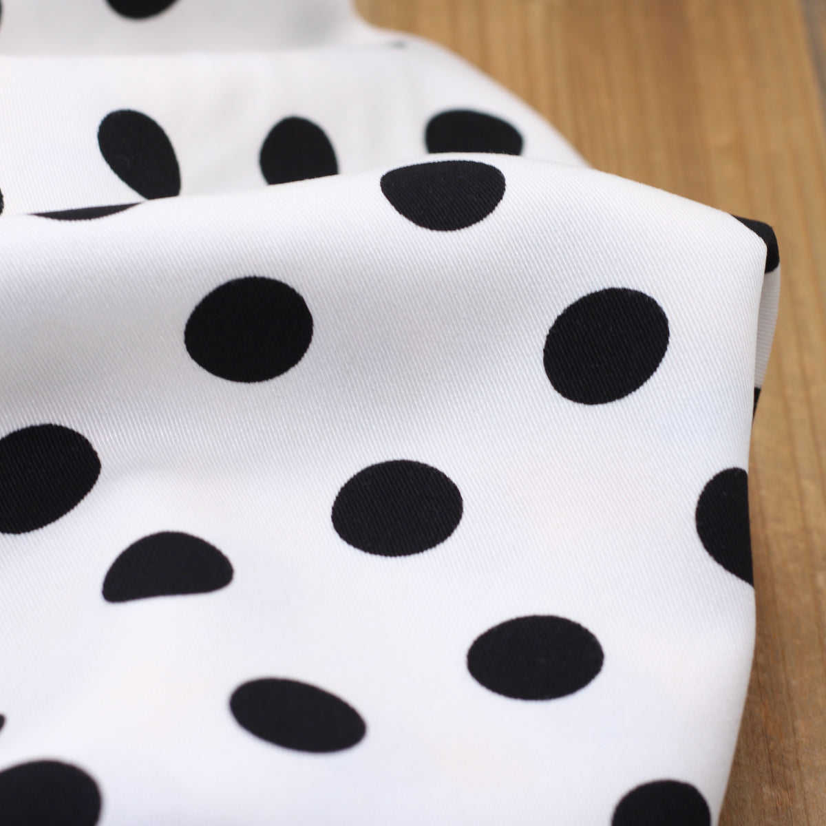 Viscose Poplin Fabric Dots -Navy/White (Sold x10cm)