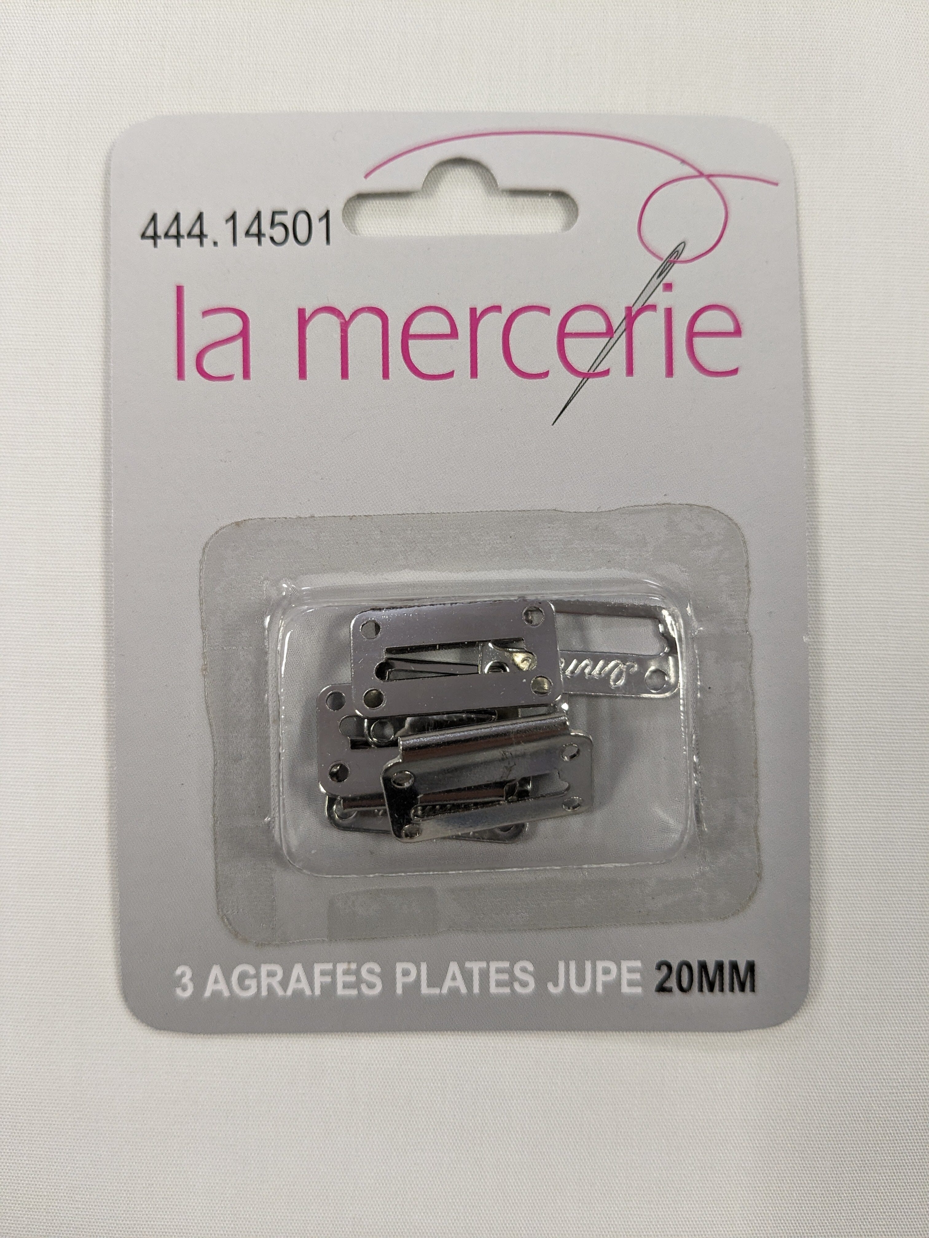 Agrafes plates jupe (x3) Mercerie Sélection Gaspard & Léonie | Gaspard et Léonie Tissus en ligne et Mercerie à Toulouse