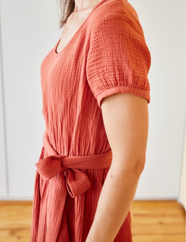 Blouse ou Robe femme JENNA Patron de couture pochette - Atelier SCÄMMIT Patron de couture ATELIER SCÄMMIT | Gaspard et Léonie Tissus en ligne et Mercerie à Toulouse