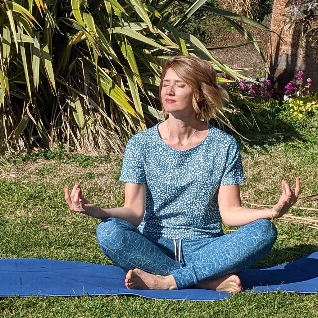 Ensemble Legging et T-shirt BARNY - Patron de couture pochette - SUPER BISON Patron de couture SUPER BISON | Gaspard et Léonie Tissus en ligne et Mercerie à Toulouse