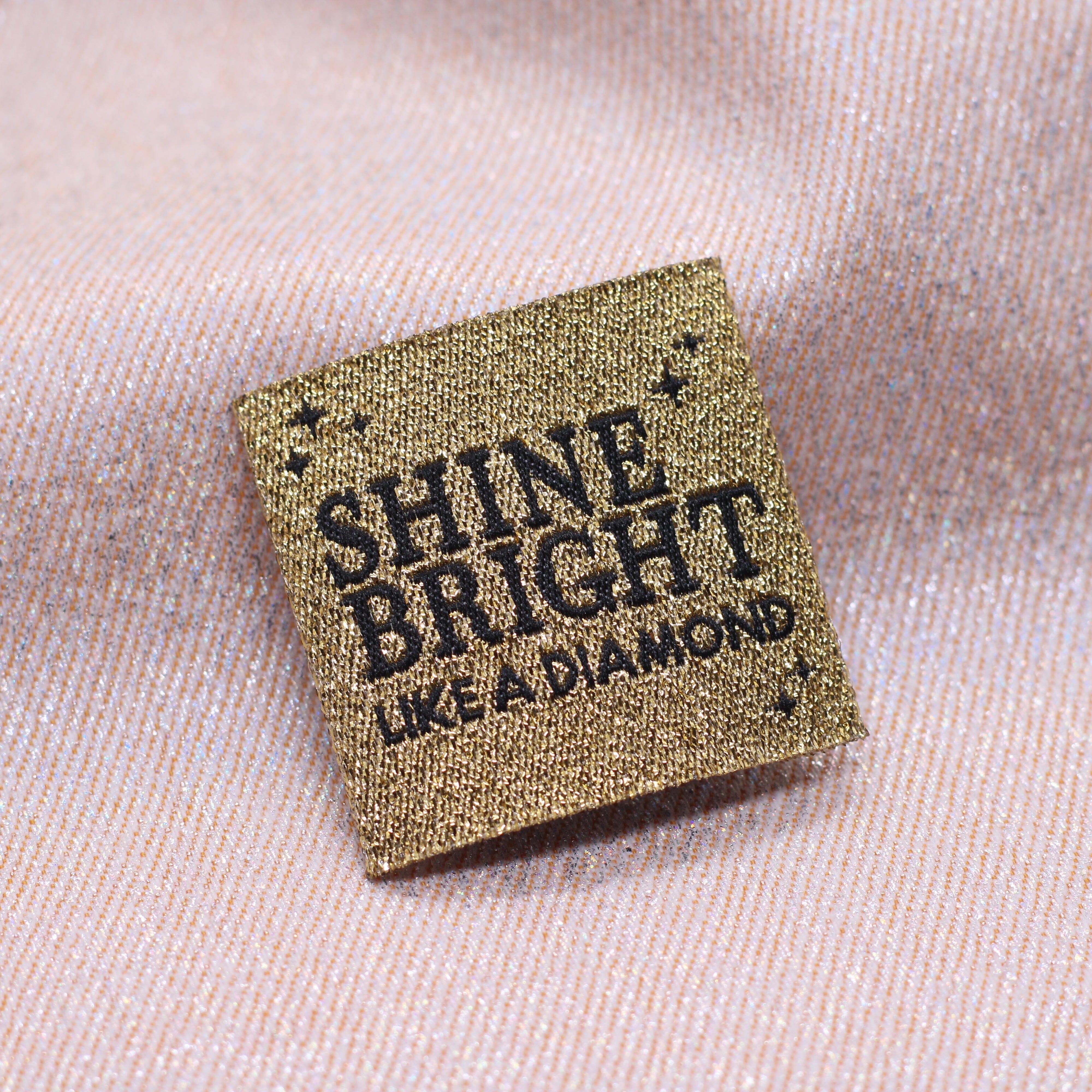 Etiquette tissée - "SHINE BRIGHT LIKE A DIAMOND" - BOHIN Etiquettes à coudre Bohin | Gaspard et Léonie Tissus en ligne et Mercerie à Toulouse