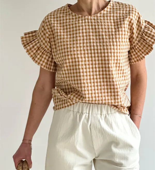 La blouse à volants- Patron de couture pochette - MAISON ESSENTIELLE Patron de couture MAISON ESSENTIELLE | Gaspard et Léonie Tissus en ligne et Mercerie à Toulouse