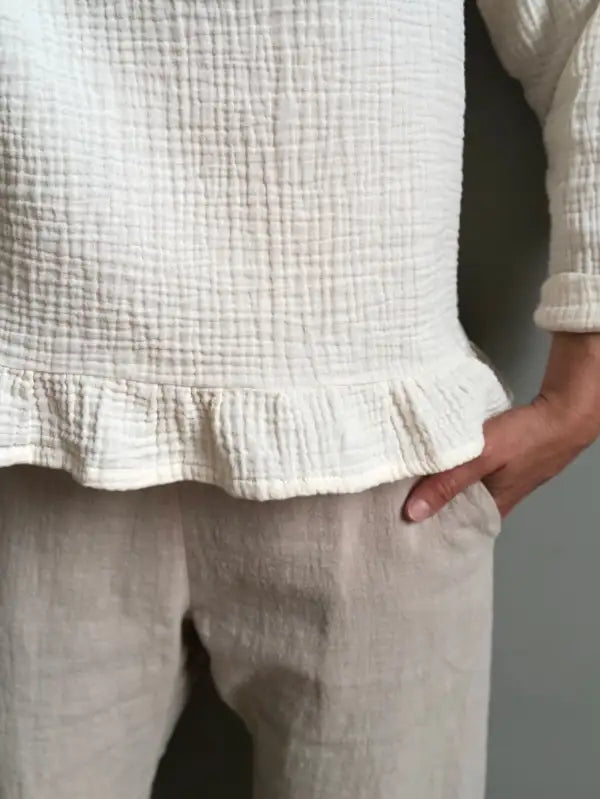 La blouse à volants- Patron de couture pochette - MAISON ESSENTIELLE Patron de couture MAISON ESSENTIELLE | Gaspard et Léonie Tissus en ligne et Mercerie à Toulouse