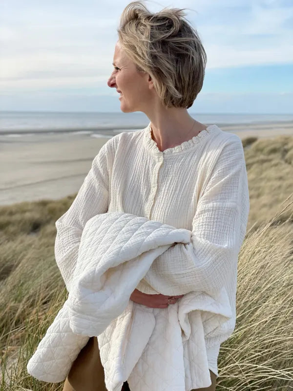 La chemise ESSENTIELLE- Patron de couture pochette - MAISON ESSENTIELLE Patron de couture MAISON ESSENTIELLE | Gaspard et Léonie Tissus en ligne et Mercerie à Toulouse