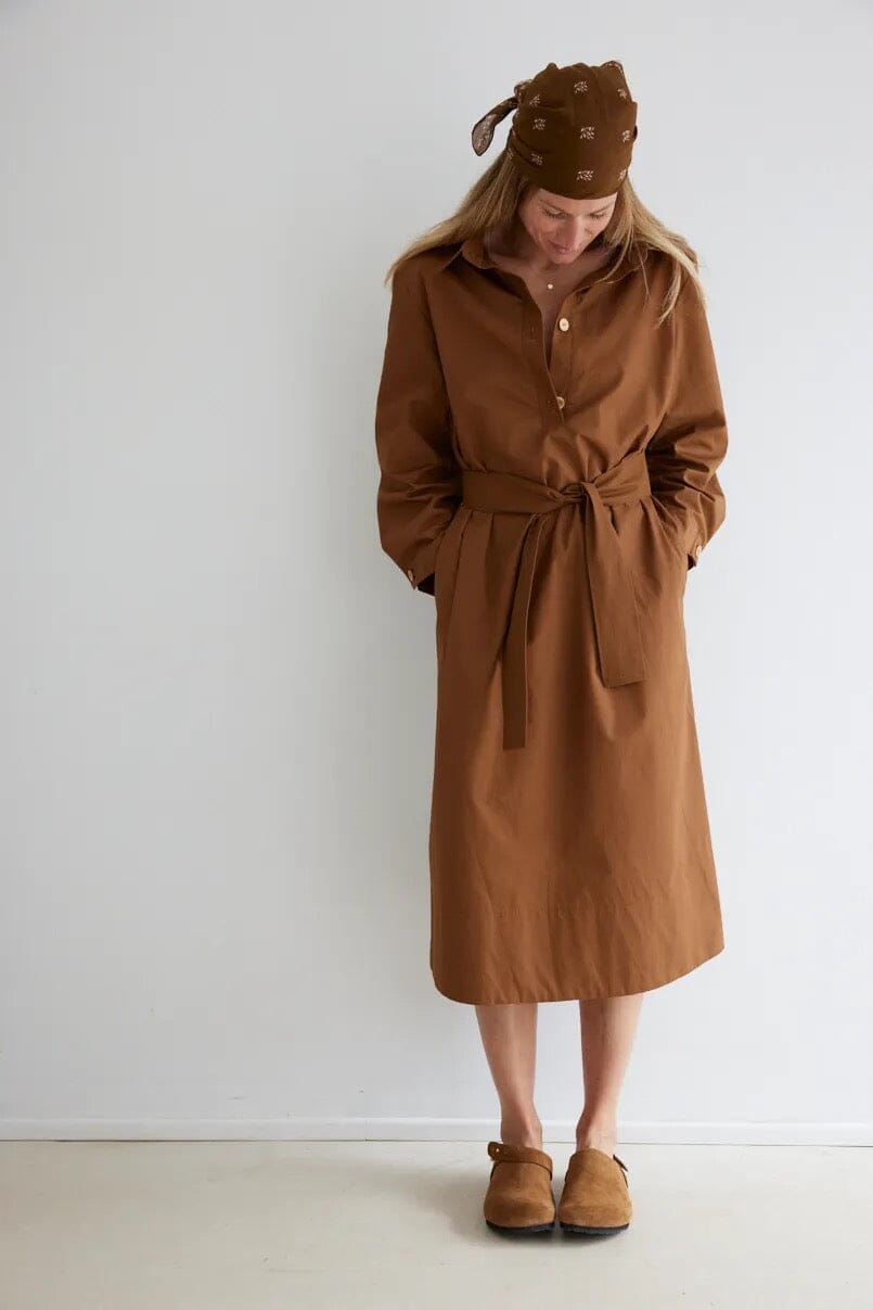 La robe/Chemise WORK - Patron de couture pochette - MAISON ESSENTIELLE Patron de couture MAISON ESSENTIELLE | Gaspard et Léonie Tissus en ligne et Mercerie à Toulouse