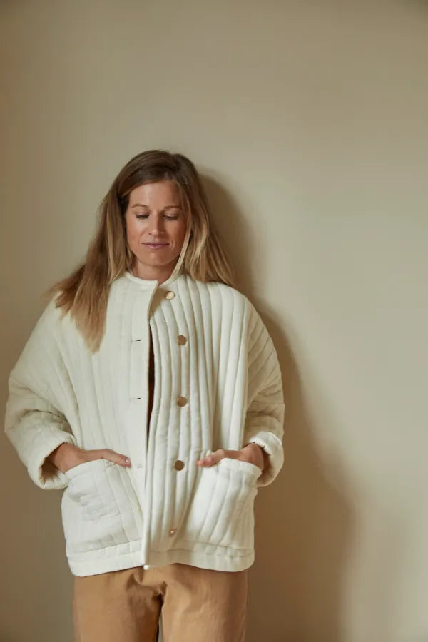 La veste/manteau EVERYDAY - Patron de couture pochette - MAISON ESSENTIELLE Patron de couture MAISON ESSENTIELLE | Gaspard et Léonie Tissus en ligne et Mercerie à Toulouse