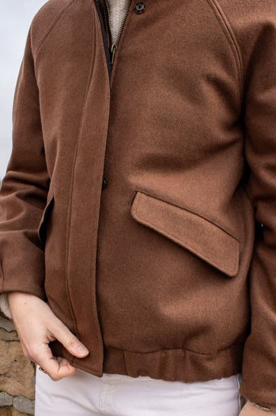 Le blouson HARPER - Patron de couture pochette - JOLI LAB Patron de couture JOLI LAB | Gaspard et Léonie Tissus en ligne et Mercerie à Toulouse