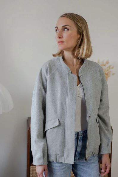 Le blouson HARPER - Patron de couture pochette - JOLI LAB Patron de couture JOLI LAB | Gaspard et Léonie Tissus en ligne et Mercerie à Toulouse