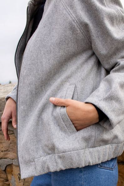 Le blouson HARPER - Patron de couture pochette - JOLI LAB Patron de couture JOLI LAB | Gaspard et Léonie Tissus en ligne et Mercerie à Toulouse