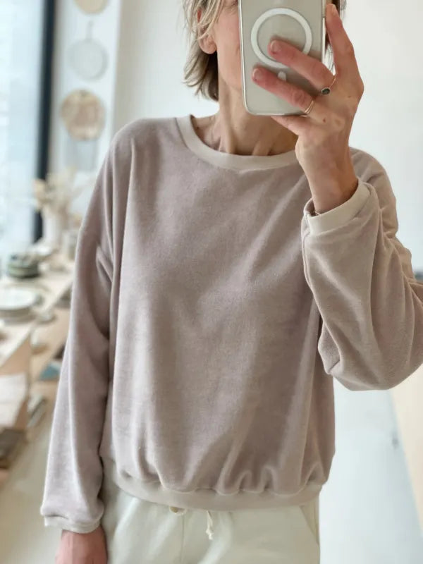 Le tee-shirt/sweat PARFAIT - Patron de couture pochette - MAISON ESSENTIELLE Patron de couture MAISON ESSENTIELLE | Gaspard et Léonie Tissus en ligne et Mercerie à Toulouse