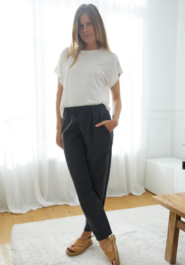 Pantalon le MOM PANT - Patron de couture pochette - MAISON ESSENTIELLE Patron de couture MAISON ESSENTIELLE | Gaspard et Léonie Tissus en ligne et Mercerie à Toulouse