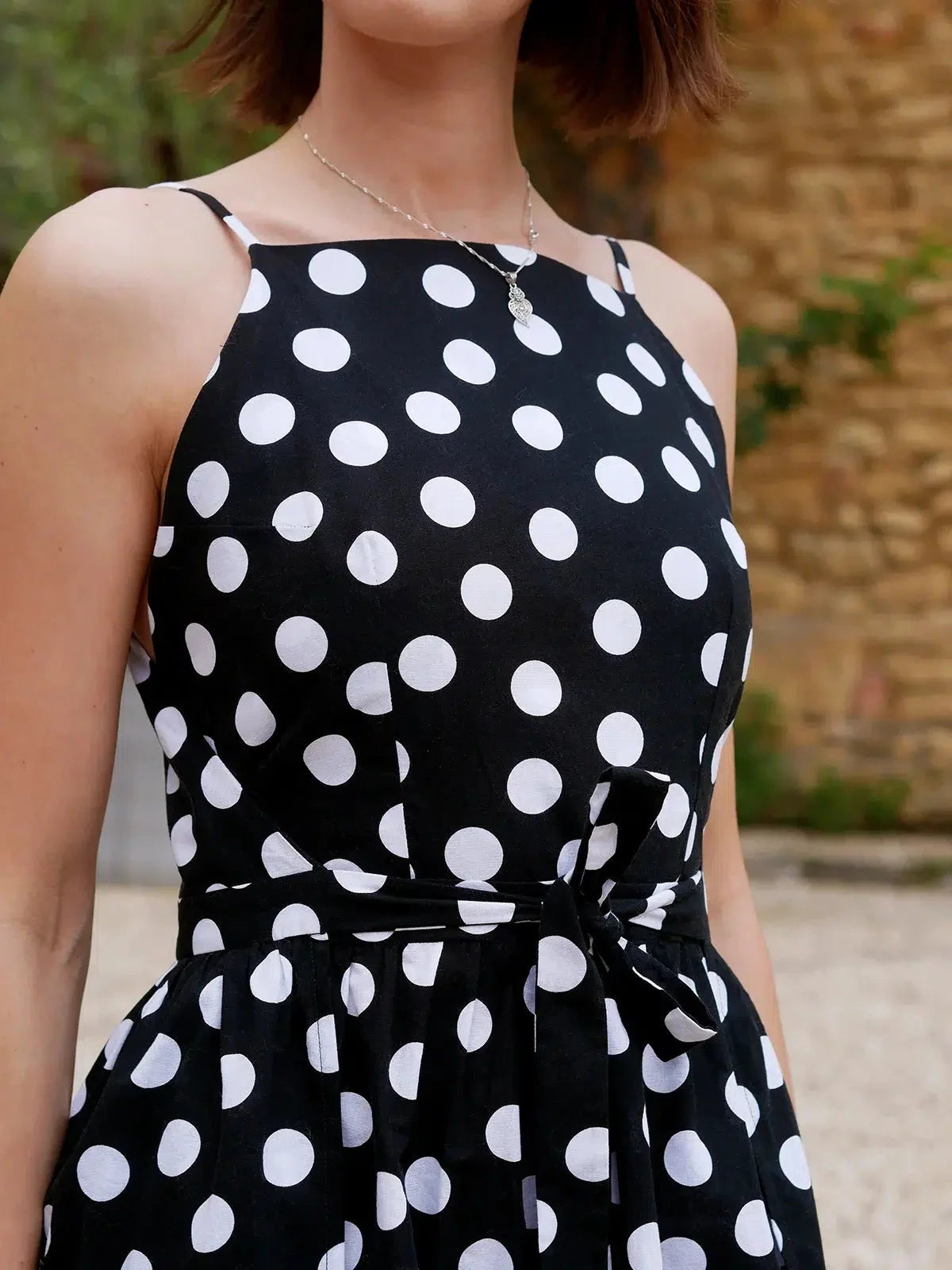 Robe EMY - Patron de couture Pochette - ANCEA PARIS Patron de couture ANCEA PARIS | Gaspard et Léonie Tissus en ligne et Mercerie à Toulouse