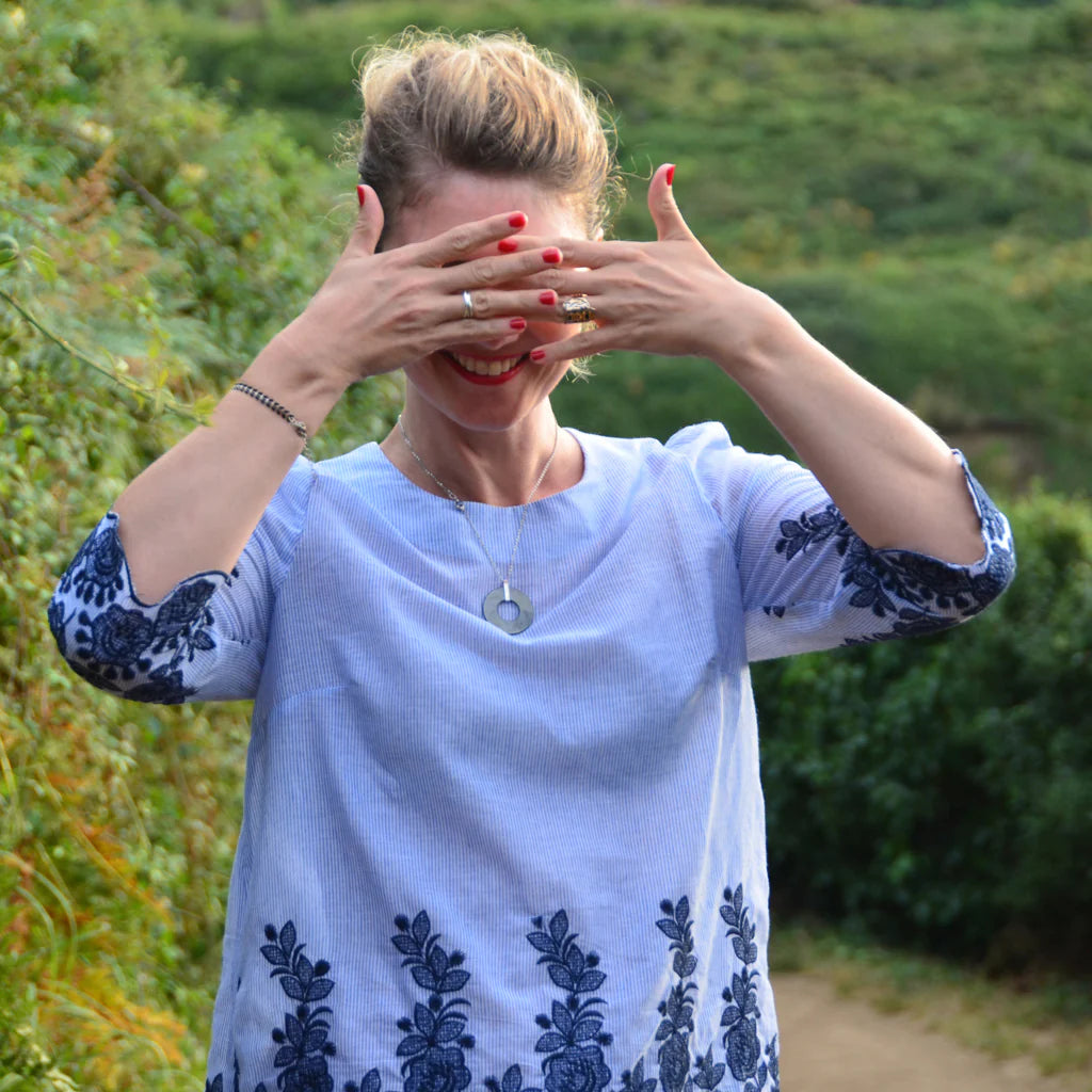 Robe et Blouse DESERT - Patron de couture pochette - SUPER BISON Patron de couture SUPER BISON | Gaspard et Léonie Tissus en ligne et Mercerie à Toulouse