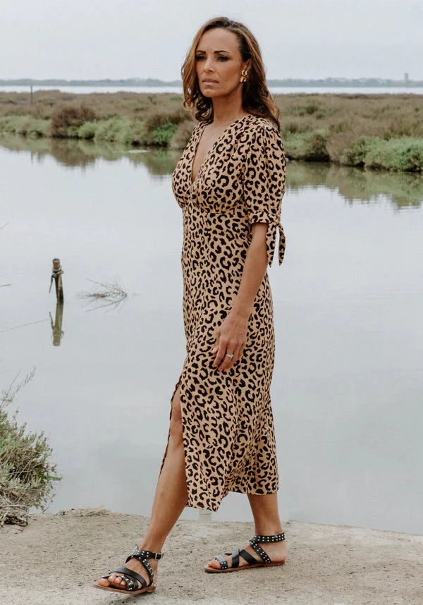 Robe ROSALIE - Patron de couture Pochette - MAISON FAUVE Patron de couture MAISON FAUVE | Gaspard et Léonie Tissus en ligne et Mercerie à Toulouse