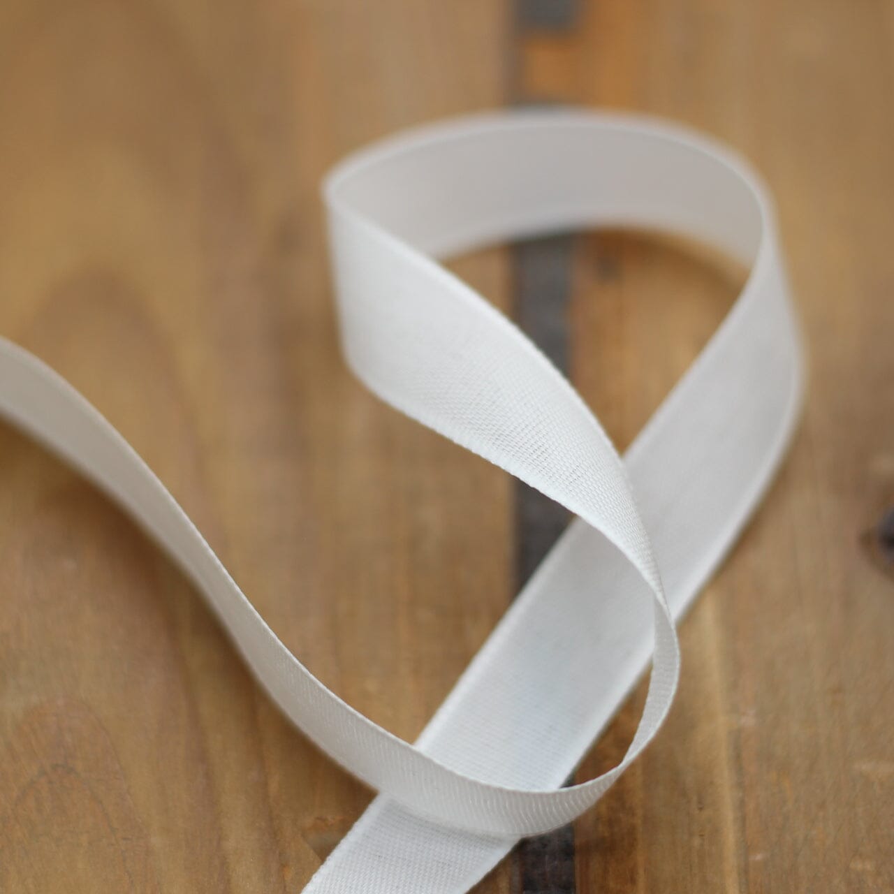 Ruban Extra fort 15mm -Blanc (vendu x10cm) Mercerie Sélection Gaspard & Léonie | Gaspard et Léonie Tissus en ligne et Mercerie à Toulouse