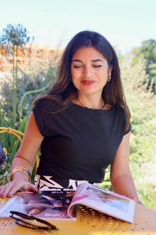 T-shirt LADY Patron de couture Pochette - CLEMATISSE PATTERN Patron de couture CLEMATISSE PATTERN | Gaspard et Léonie Tissus en ligne et Mercerie à Toulouse