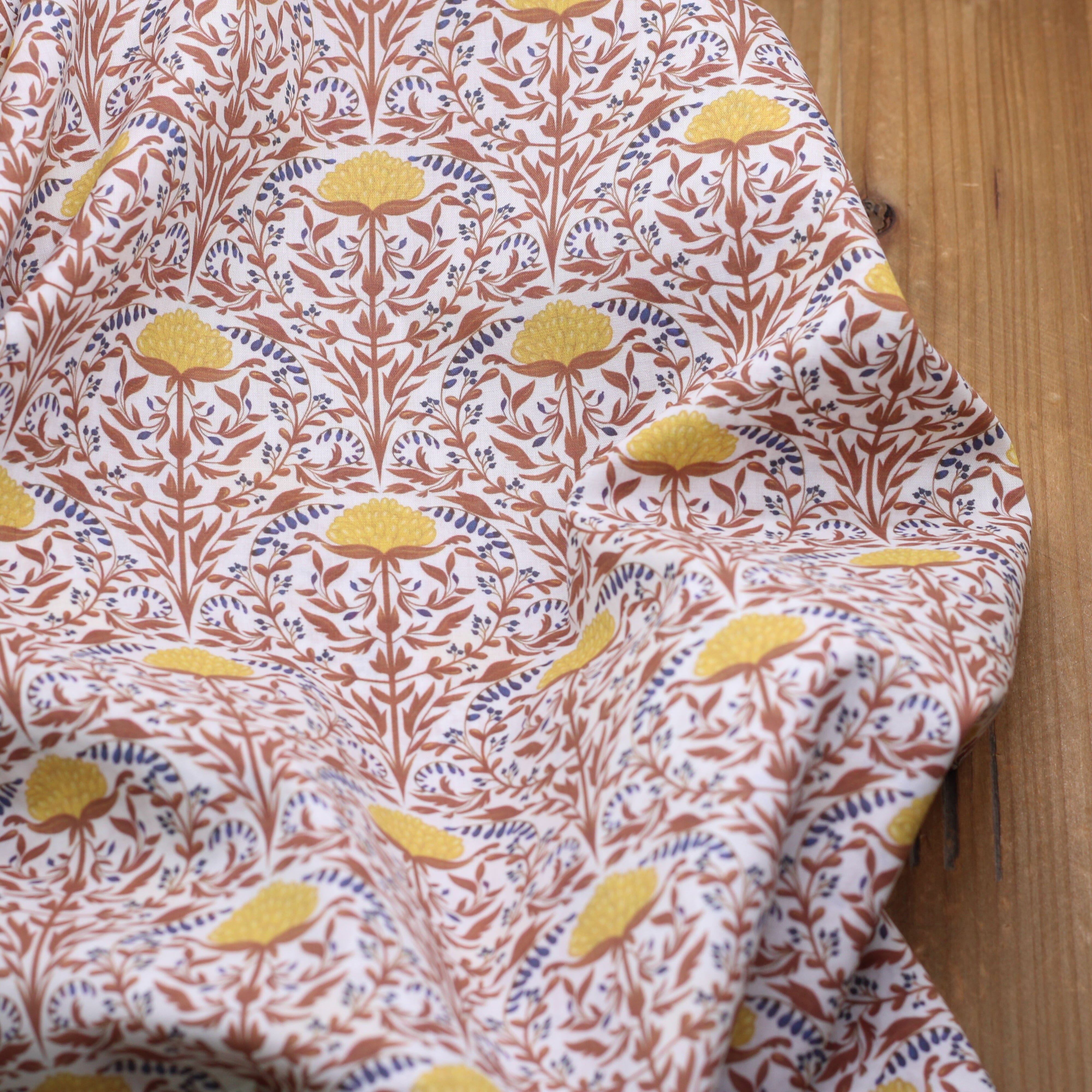 Tissu batiste de coton - DELHI - Ocre/Marron (vendu x10cm) Tissus Sélection Gaspard & Léonie | Gaspard et Léonie Tissus en ligne et Mercerie à Toulouse