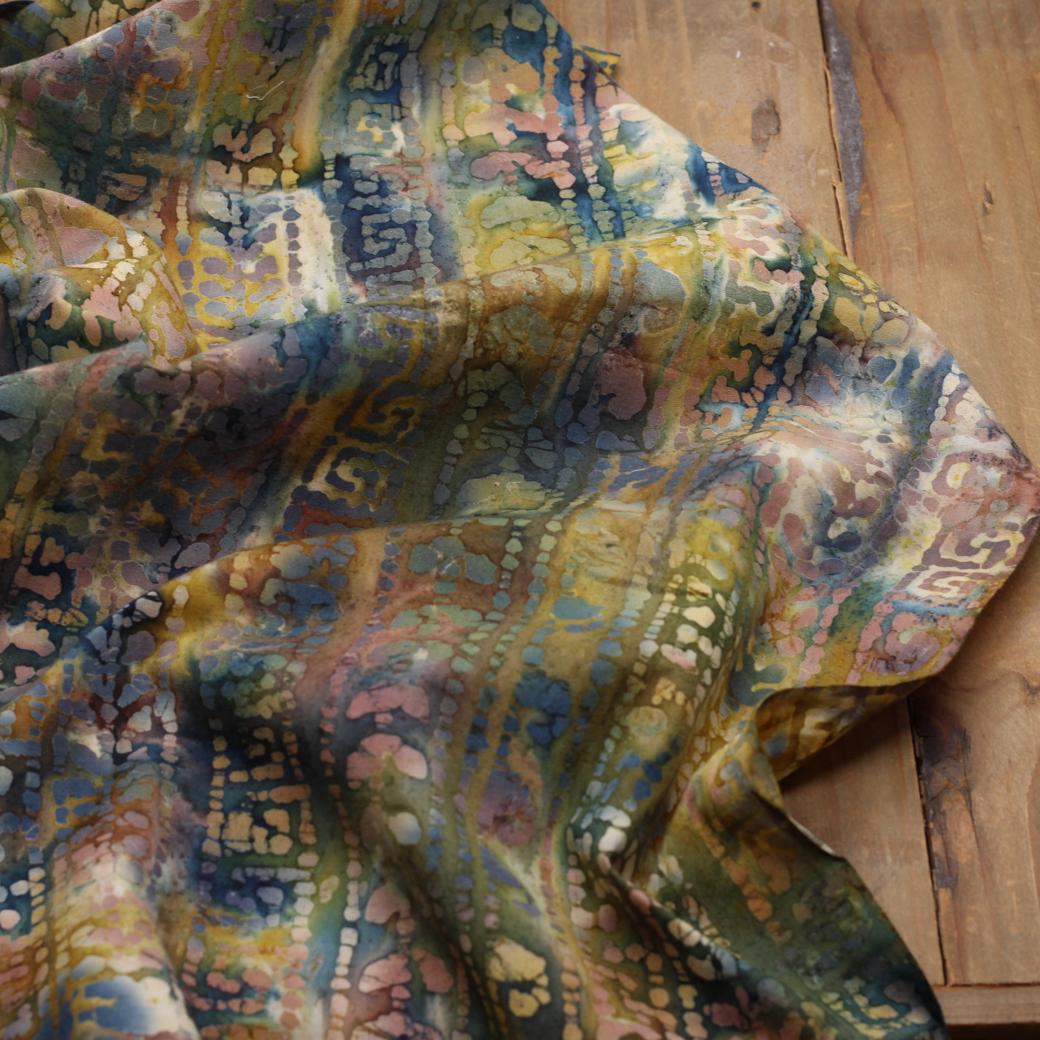 Tissu Coton Batik #19 - Vert (Vendu x10cm Tissus Sélection Gaspard & Léonie | Gaspard et Léonie Tissus en ligne et Mercerie à Toulouse