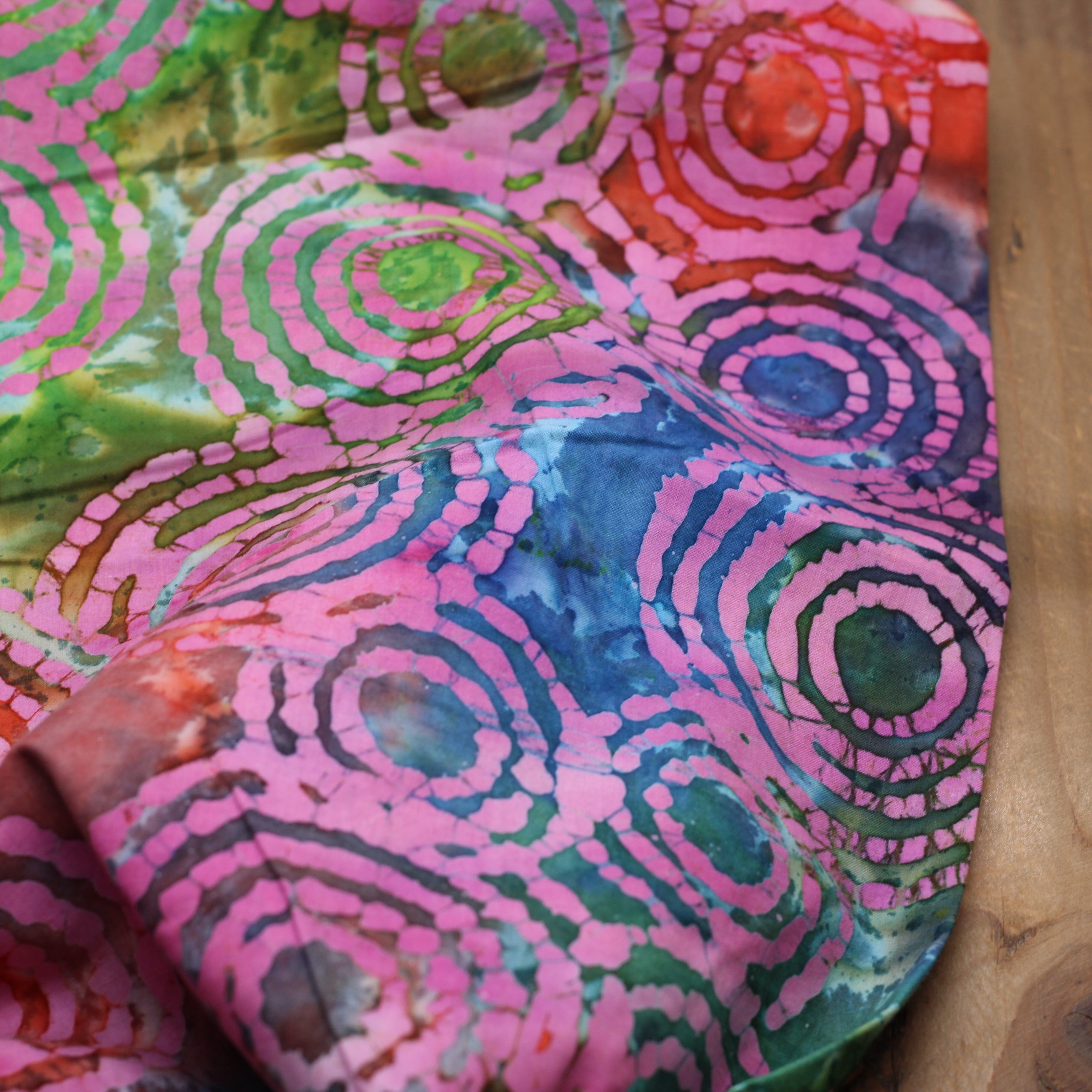 Tissu Coton Batik #20 - Multicolore (Vendu x10cm) Tissus Sélection Gaspard & Léonie | Gaspard et Léonie Tissus en ligne et Mercerie à Toulouse