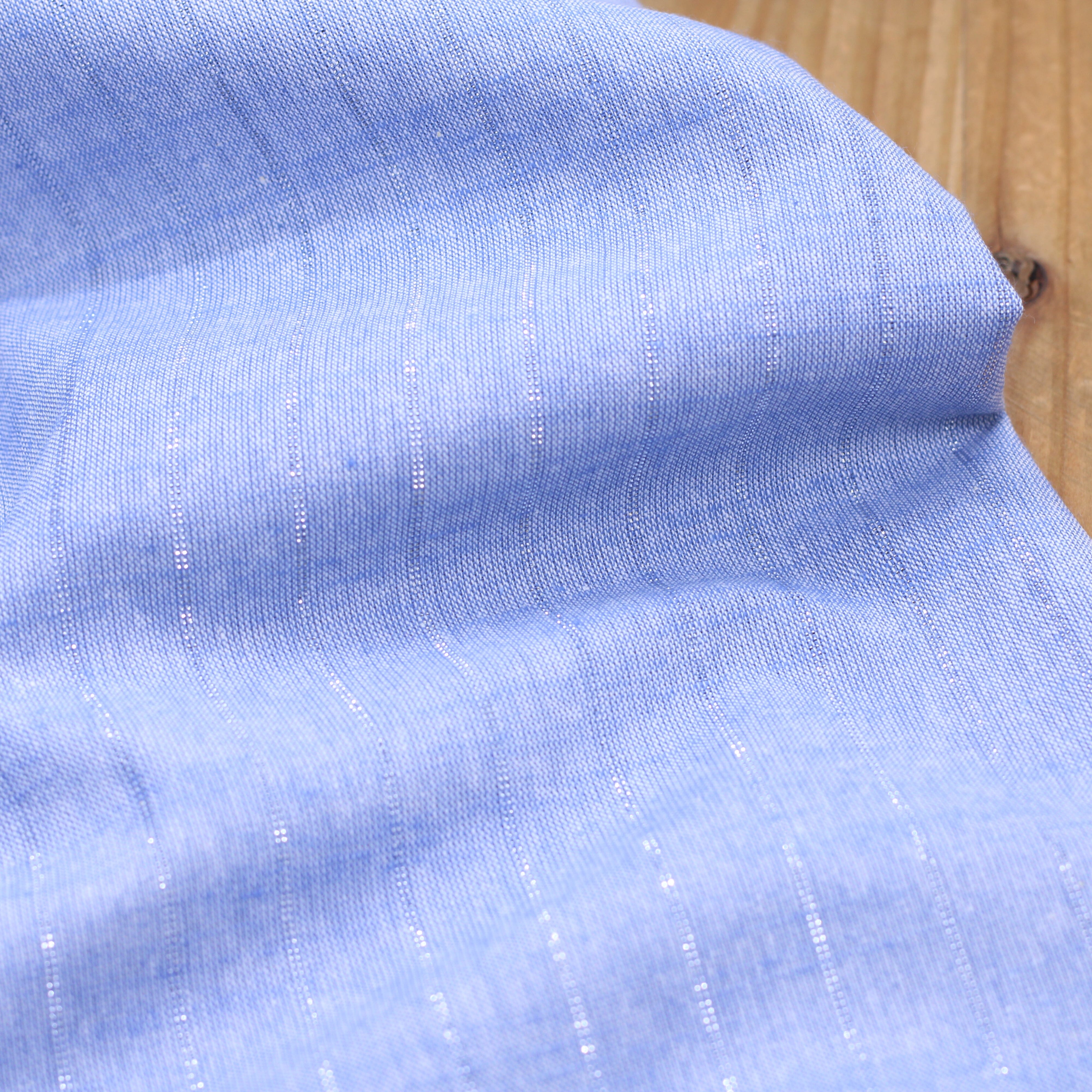 Tissu coton chambray rayé - Lurex Argent - Bleu (Vendu x10cm) Tissus Sélection Gaspard & Léonie | Gaspard et Léonie Tissus en ligne et Mercerie à Toulouse
