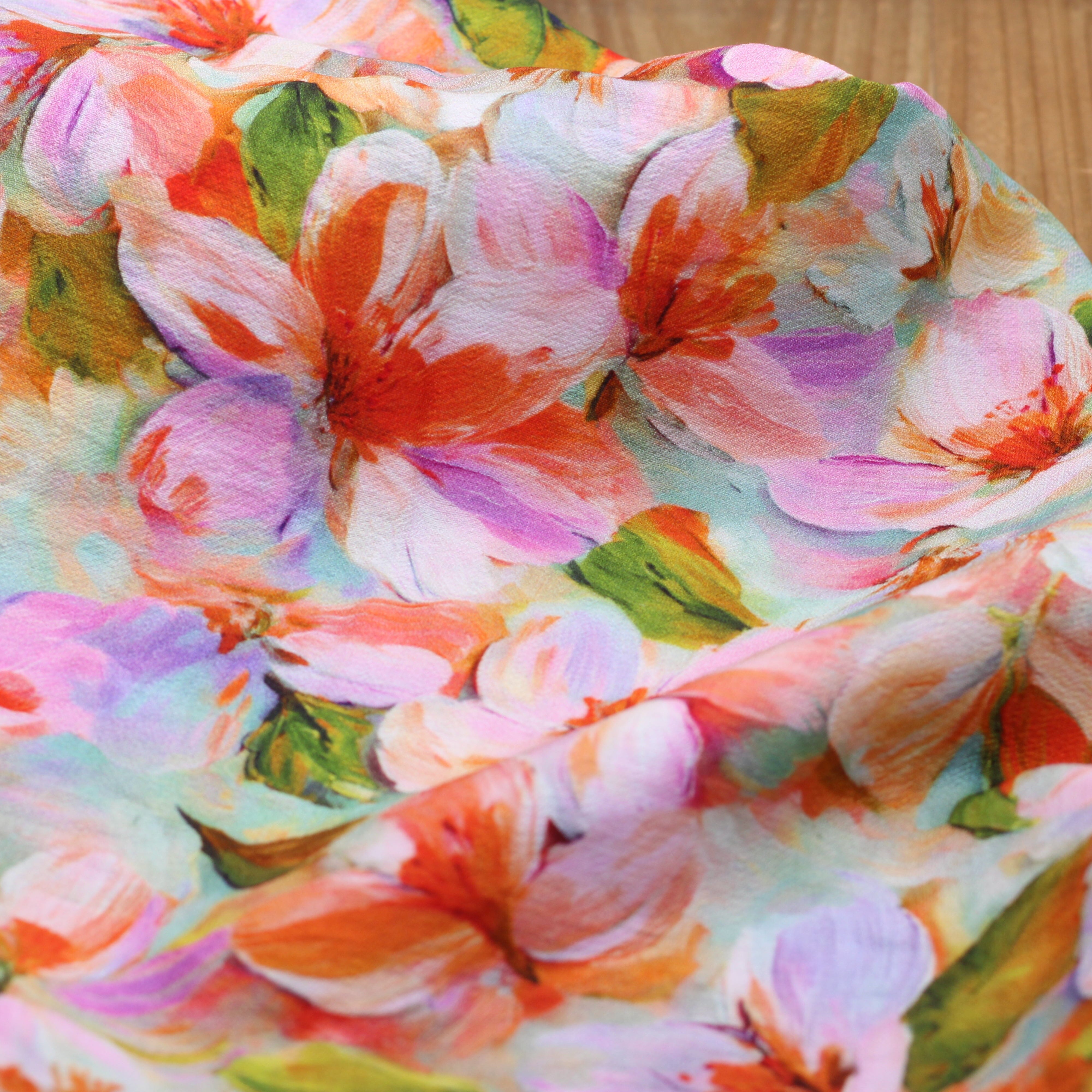 Tissu Crêpe de viscose fleuri- NELLY - Rose (Vendu x10cm) Tissus Sélection Gaspard & Léonie | Gaspard et Léonie Tissus en ligne et Mercerie à Toulouse