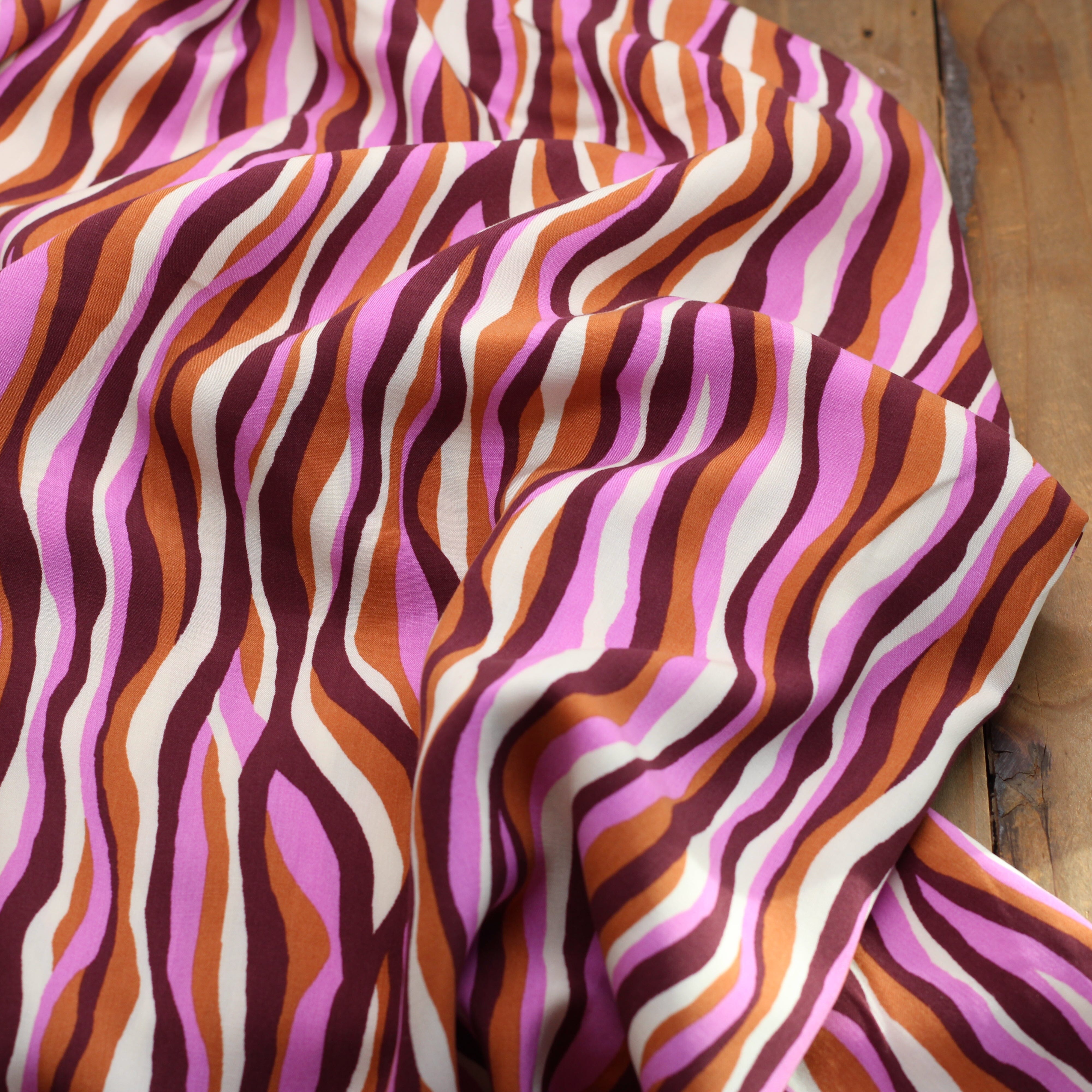 Tissu de viscose - STACY - Violet (Vendu x10cm) Tissus Sélection Gaspard & Léonie | Gaspard et Léonie Tissus en ligne et Mercerie à Toulouse