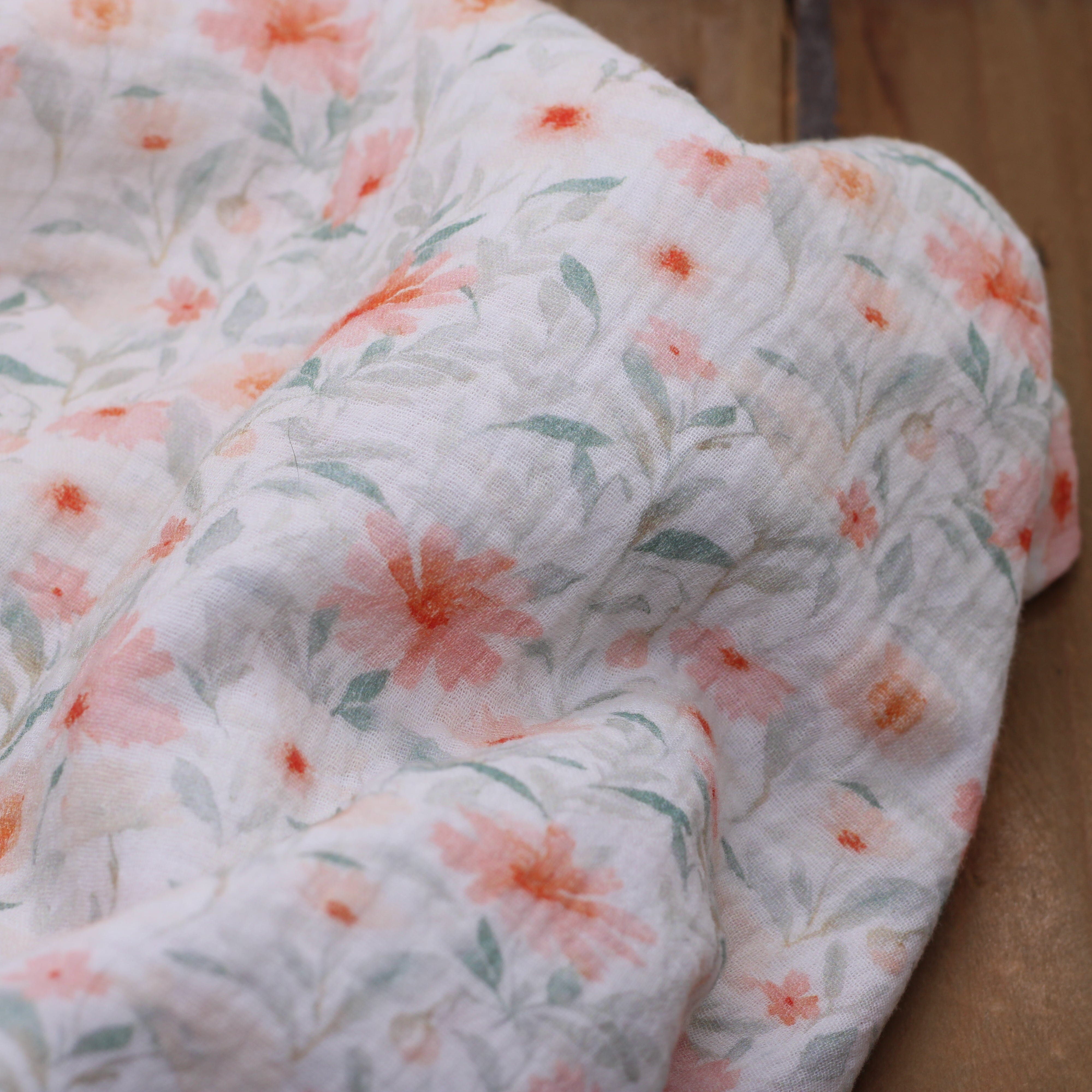 Tissu double Gaze de coton - CORAIL FLOWERS - Blanc cassé POPPY DESIGNED (Vendu x10cm) Tissus POPPY Designed For You | Gaspard et Léonie Tissus en ligne et Mercerie à Toulouse