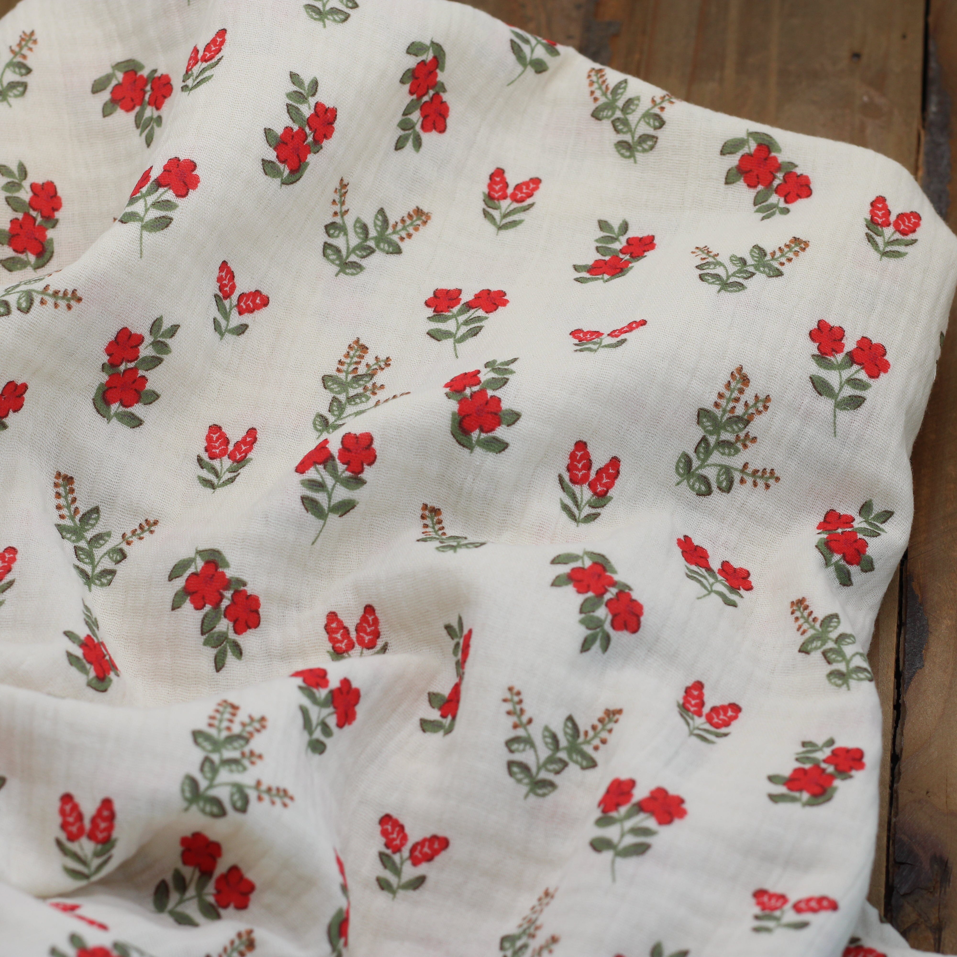 Tissu double Gaze de coton - FERGIE - Ecrue/Rouge (Vendu x10cm) Tissus DOMOTEX | Gaspard et Léonie Tissus en ligne et Mercerie à Toulouse