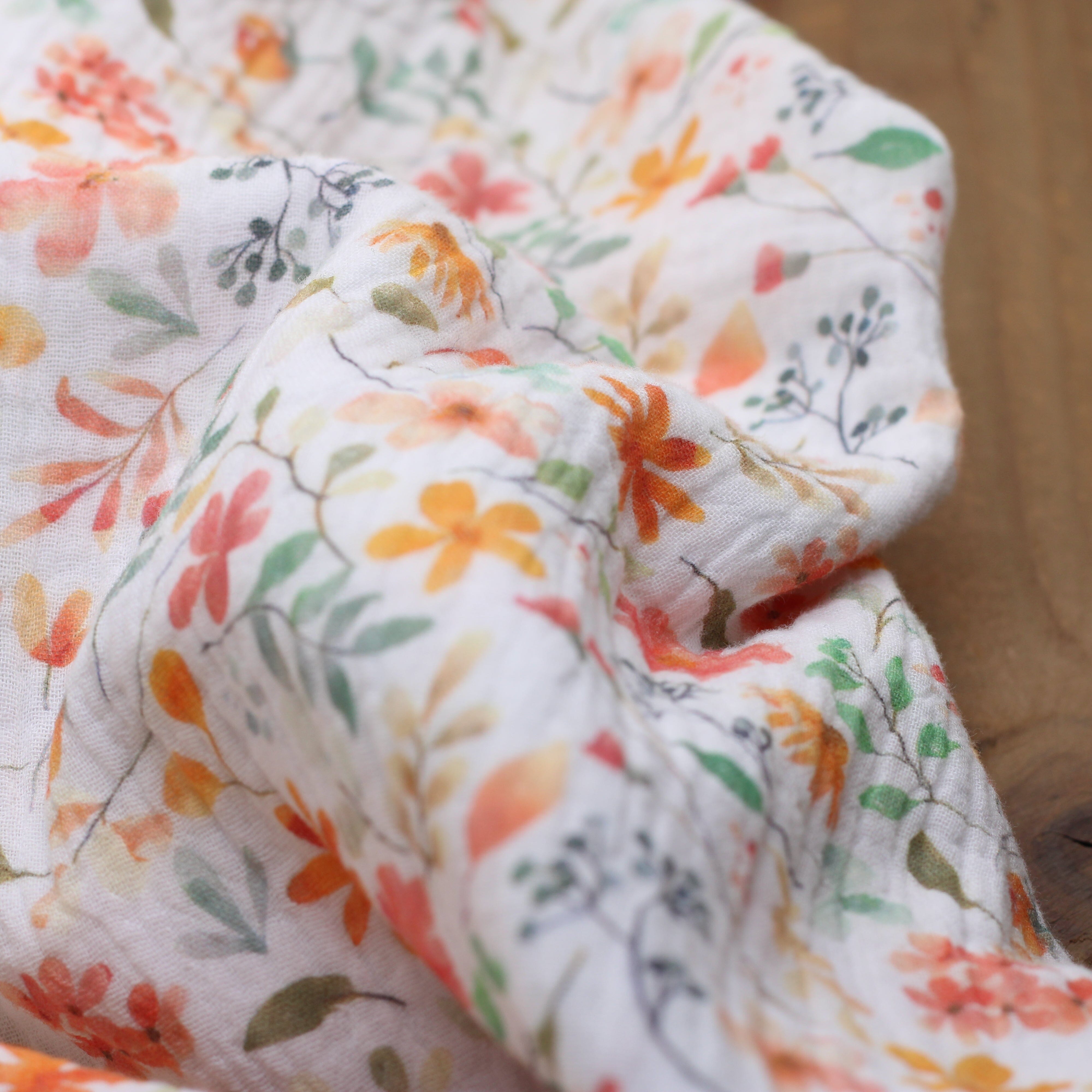 Tissu double Gaze de coton - SPRING FLOWERS - Blanc POPPY DESIGNED (Vendu x10cm) Tissus POPPY Designed For You | Gaspard et Léonie Tissus en ligne et Mercerie à Toulouse