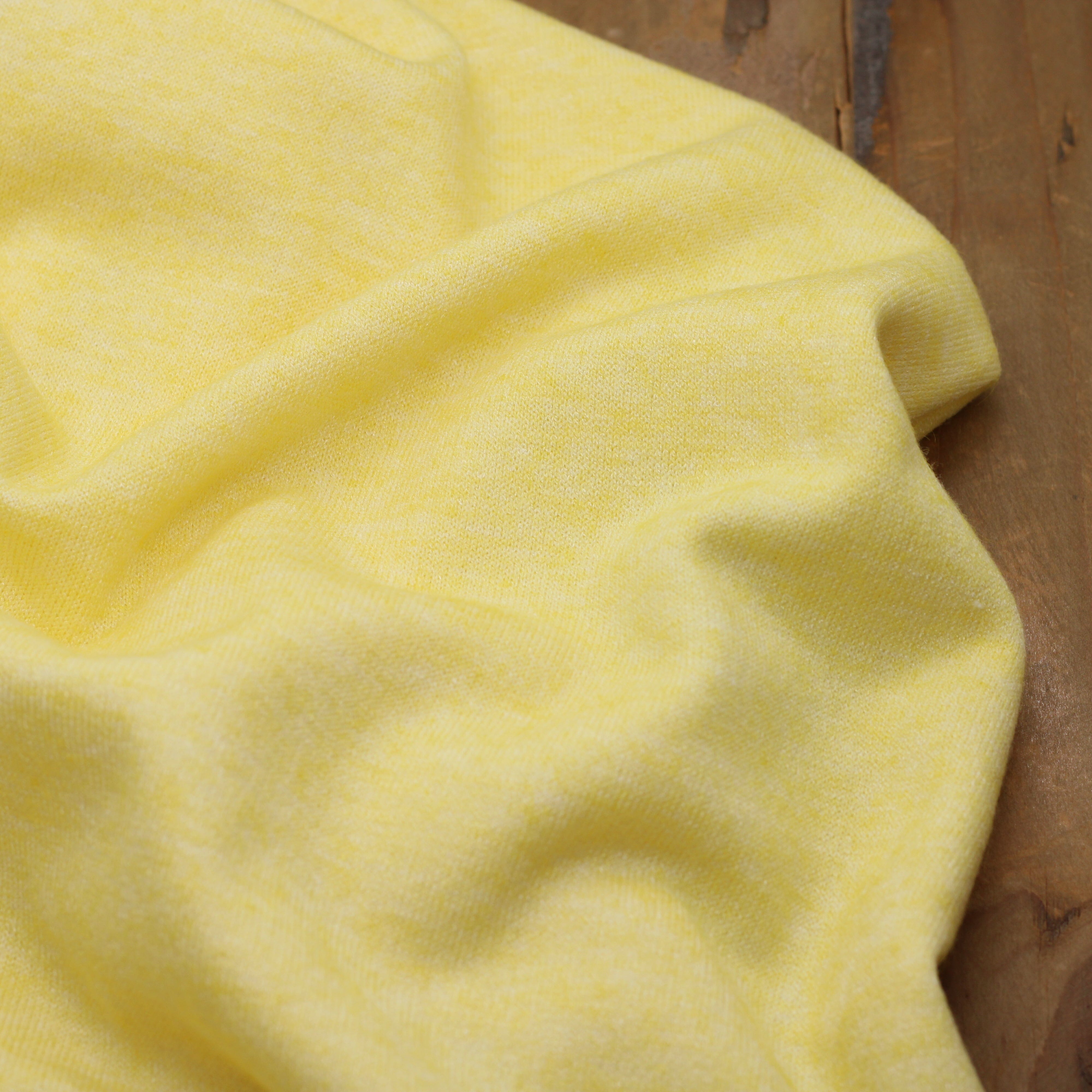 Tissu fines Mailles Viscose tricot - Jaune Chiné (Vendu x10cm) Tissus Sélection Gaspard & Léonie | Gaspard et Léonie Tissus en ligne et Mercerie à Toulouse