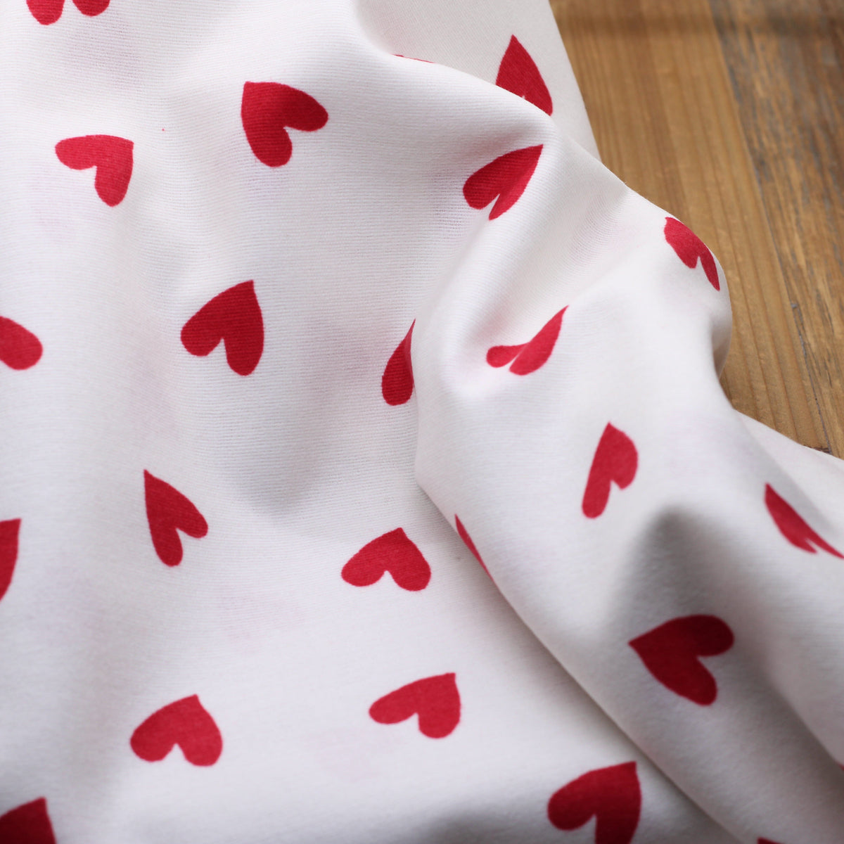 Tissu Flanelle de coton - COEURS - Blanc/Rouge (Vendu x10cm) Tissus Sélection Gaspard & Léonie | Gaspard et Léonie Tissus en ligne et Mercerie à Toulouse
