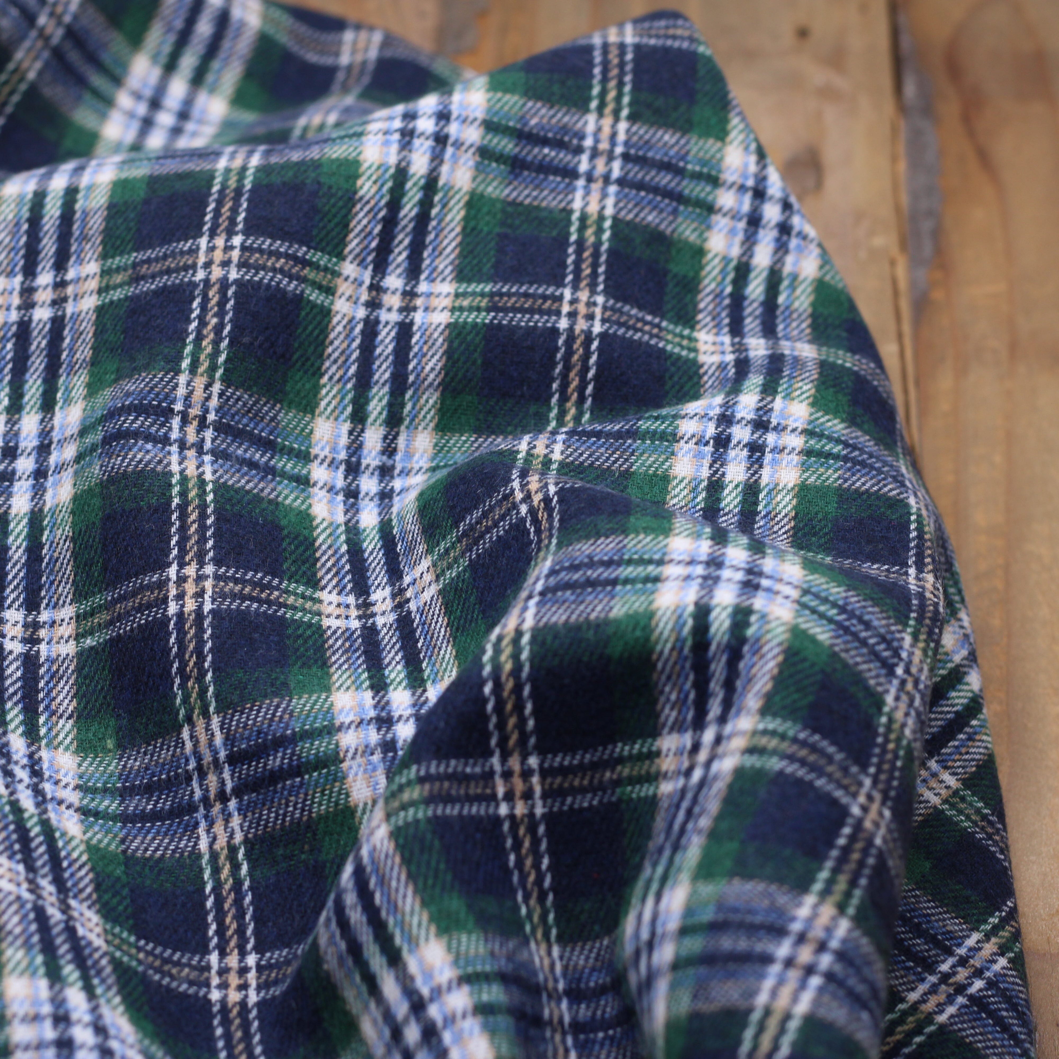 Tissu Flanelle de coton Tartan / Bûcheron - Vert foret/Marine (Vendu x10cm) Tissus Sélection Gaspard & Léonie | Gaspard et Léonie Tissus en ligne et Mercerie à Toulouse