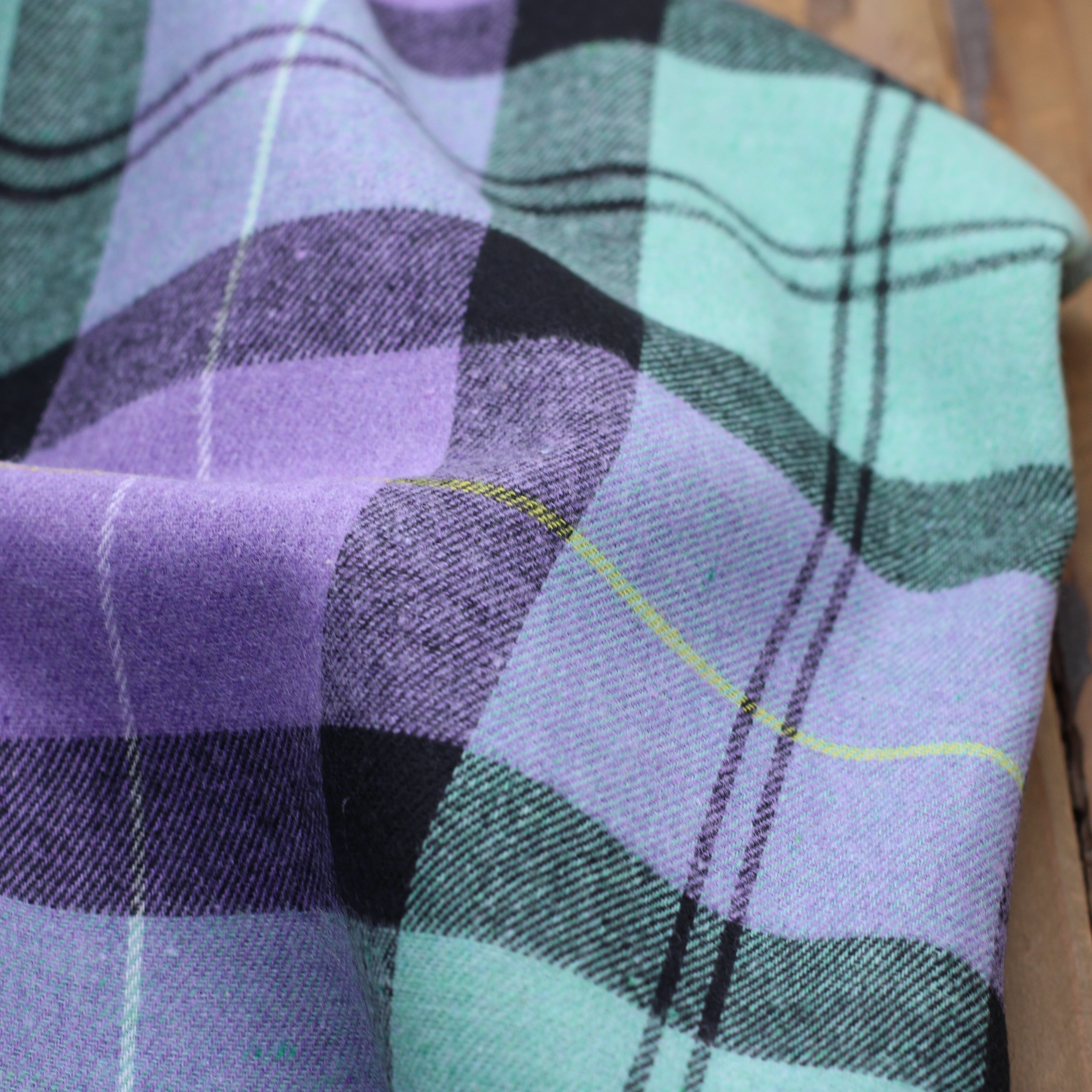 Tissu Flanelle de coton Tartan / Bûcheron - Vert/Violet (Vendu x10cm) Tissus Sélection Gaspard & Léonie | Gaspard et Léonie Tissus en ligne et Mercerie à Toulouse