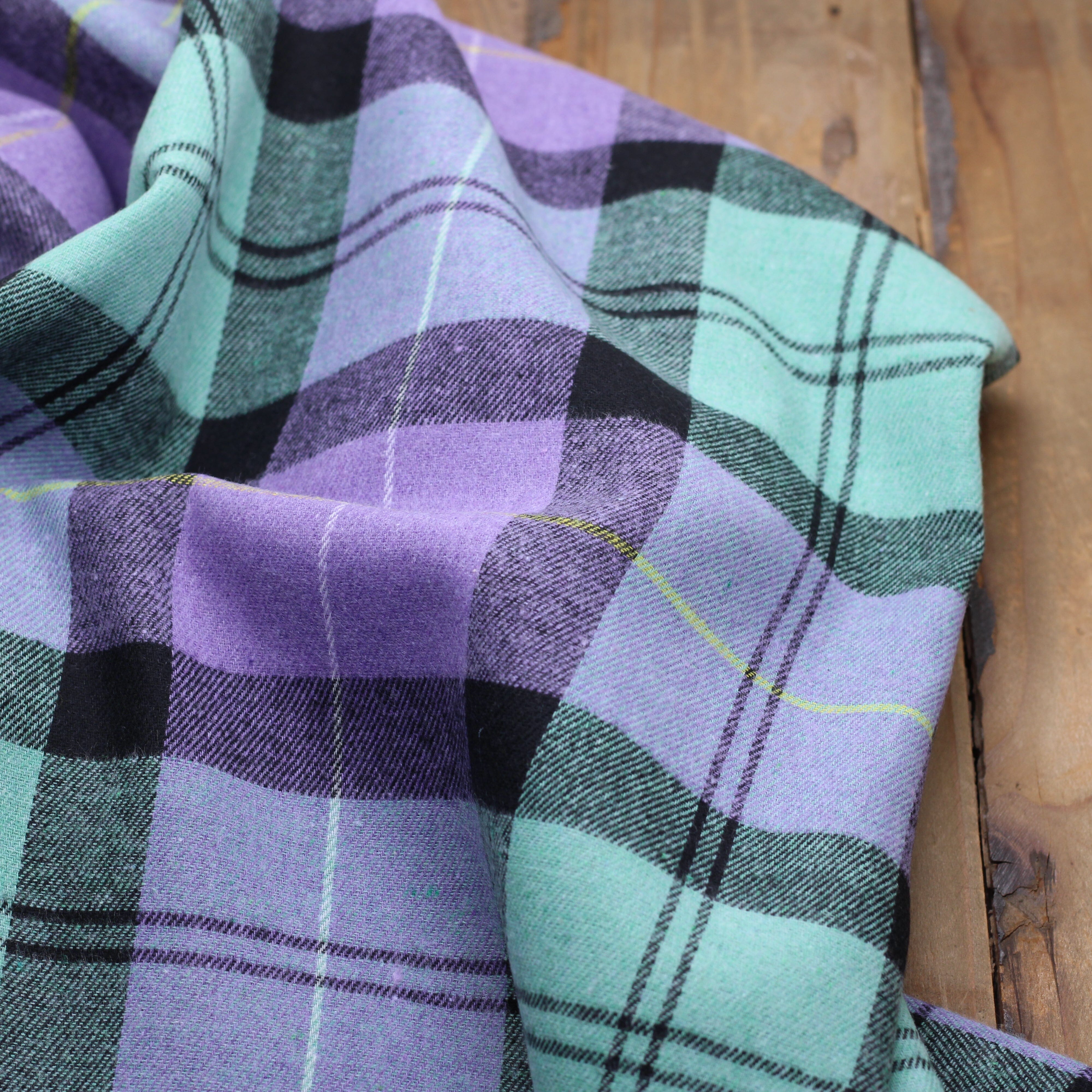 Tissu Flanelle de coton Tartan / Bûcheron - Vert/Violet (Vendu x10cm) Tissus Sélection Gaspard & Léonie | Gaspard et Léonie Tissus en ligne et Mercerie à Toulouse