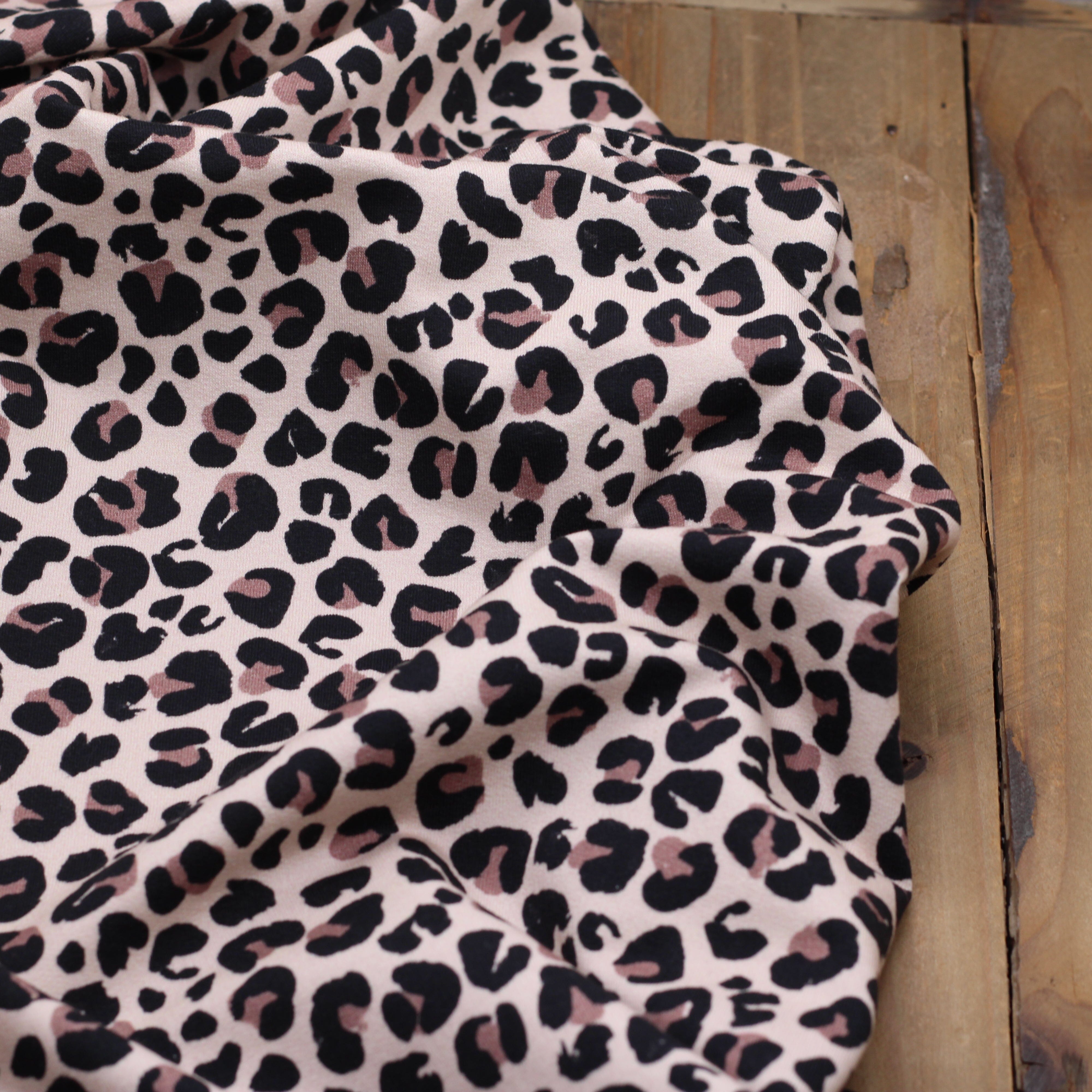 Tissu French Terry - HAPPY FACES LEOPARD - Beige (Vendu x10cm) Tissus POPPY Designed For You | Gaspard et Léonie Tissus en ligne et Mercerie à Toulouse