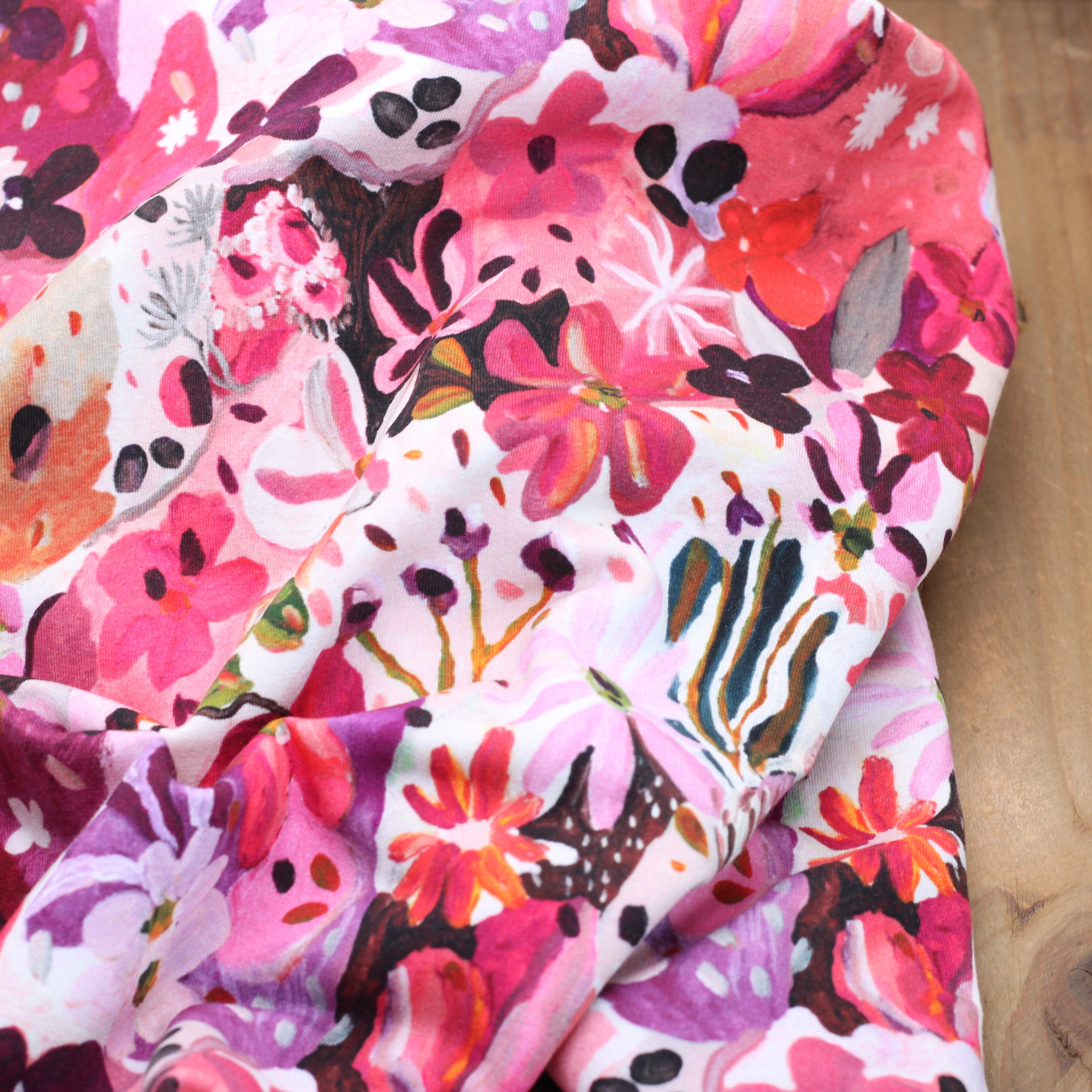 Tissu French Terry - SETTLE PETAL - NERIDA HANSEN (Vendu x10cm) Tissus NERIDA HANSEN | Gaspard et Léonie Tissus en ligne et Mercerie à Toulouse