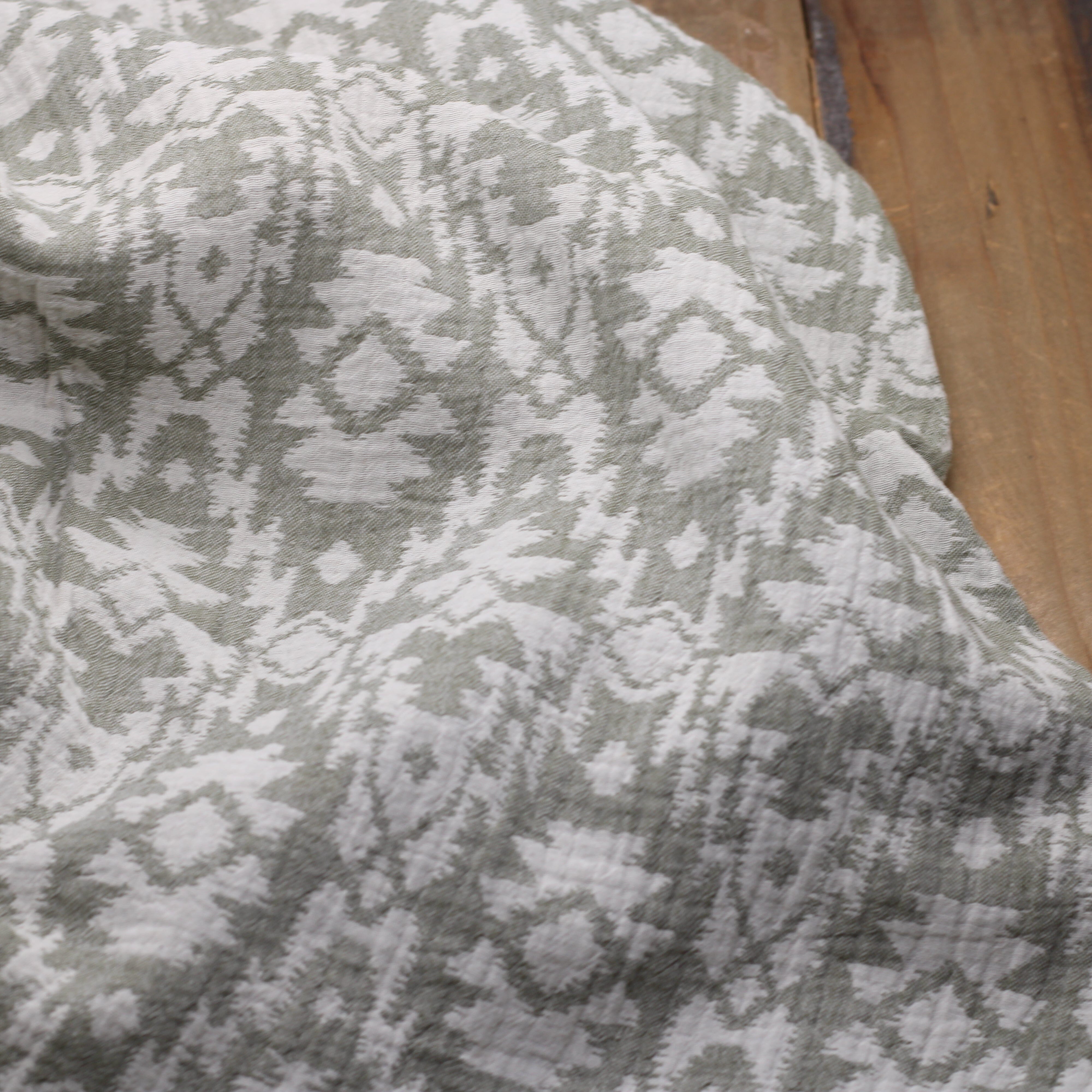 Tissu gaze de coton Jacquard INCA - Gris Vert (Vendu x10cm) Tissus Sélection Gaspard & Léonie | Gaspard et Léonie Tissus en ligne et Mercerie à Toulouse