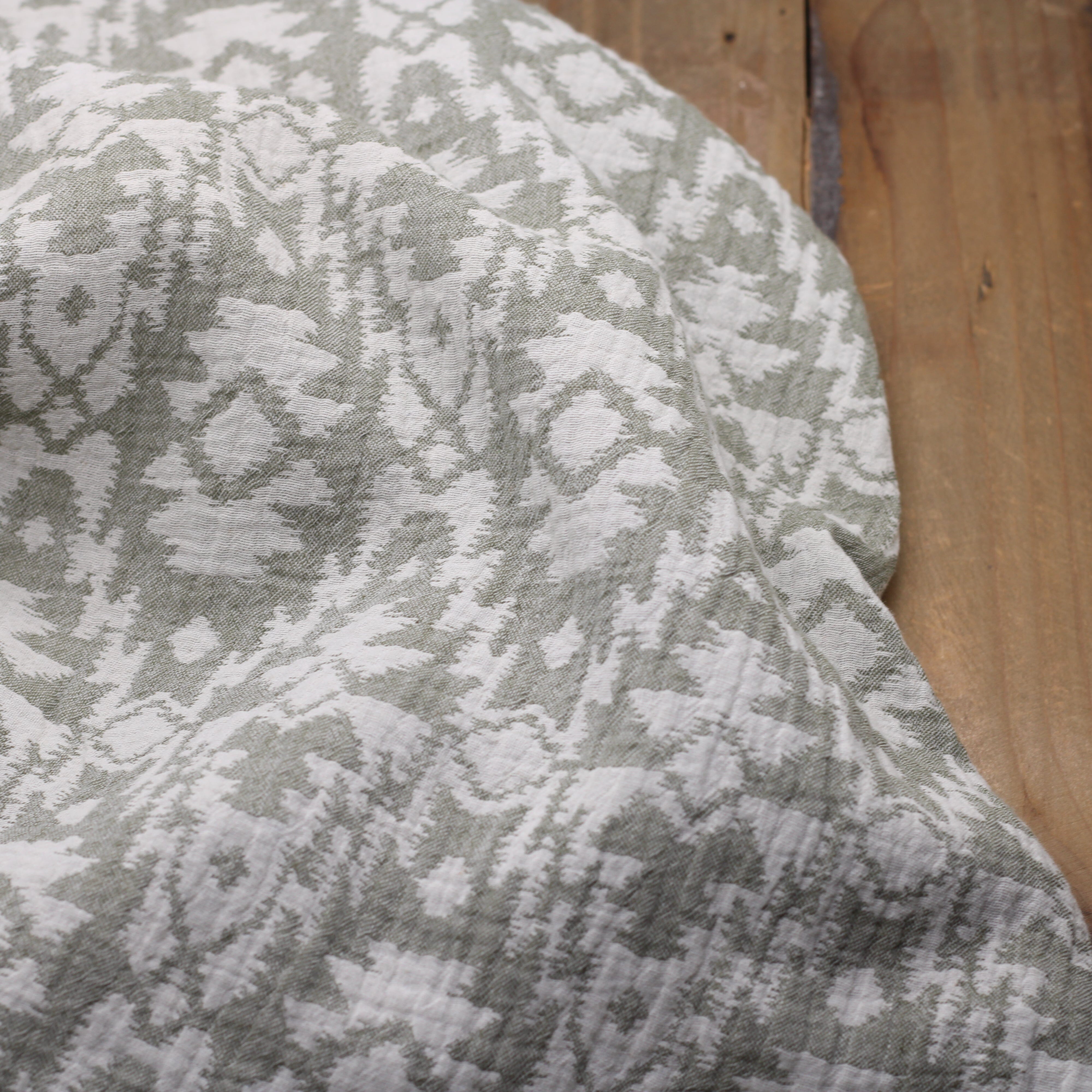 Tissu gaze de coton Jacquard INCA - Gris Vert (Vendu x10cm) Tissus Sélection Gaspard & Léonie | Gaspard et Léonie Tissus en ligne et Mercerie à Toulouse