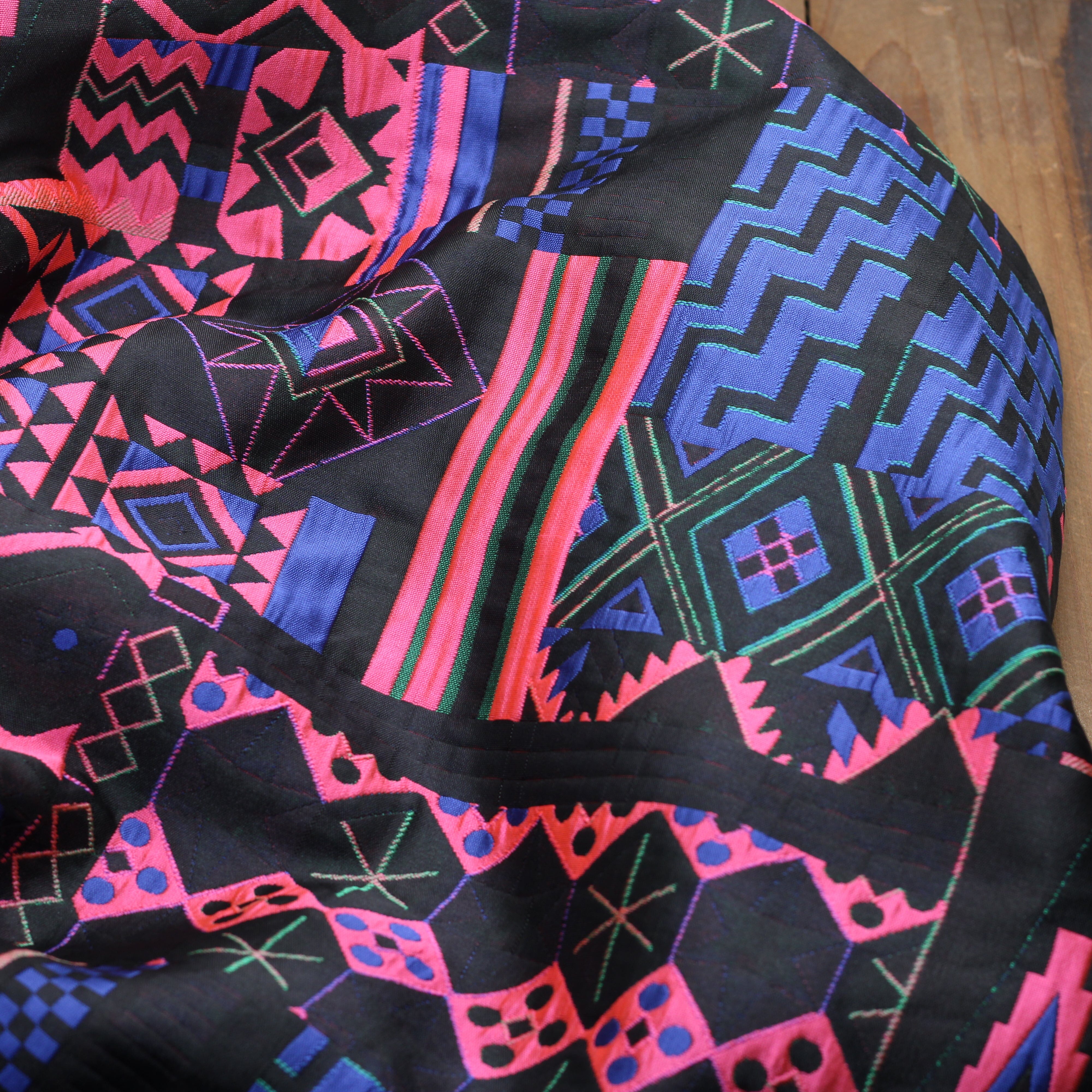 Tissu Jacquard STARS - Rose/vert (Vendu x10cm) Tissus Sélection Gaspard & Léonie | Gaspard et Léonie Tissus en ligne et Mercerie à Toulouse