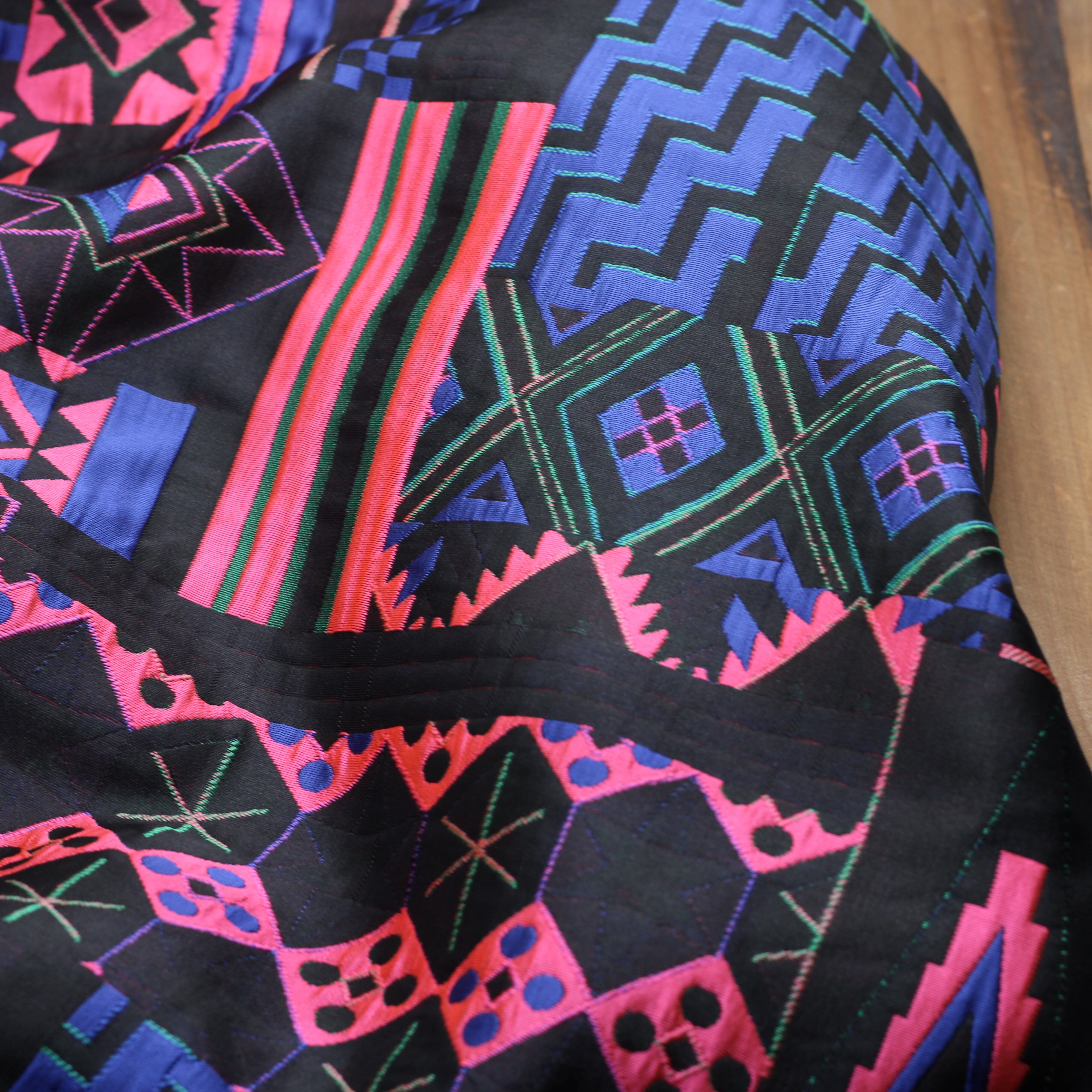 Tissu Jacquard STARS - Rose/vert (Vendu x10cm) Tissus Sélection Gaspard & Léonie | Gaspard et Léonie Tissus en ligne et Mercerie à Toulouse