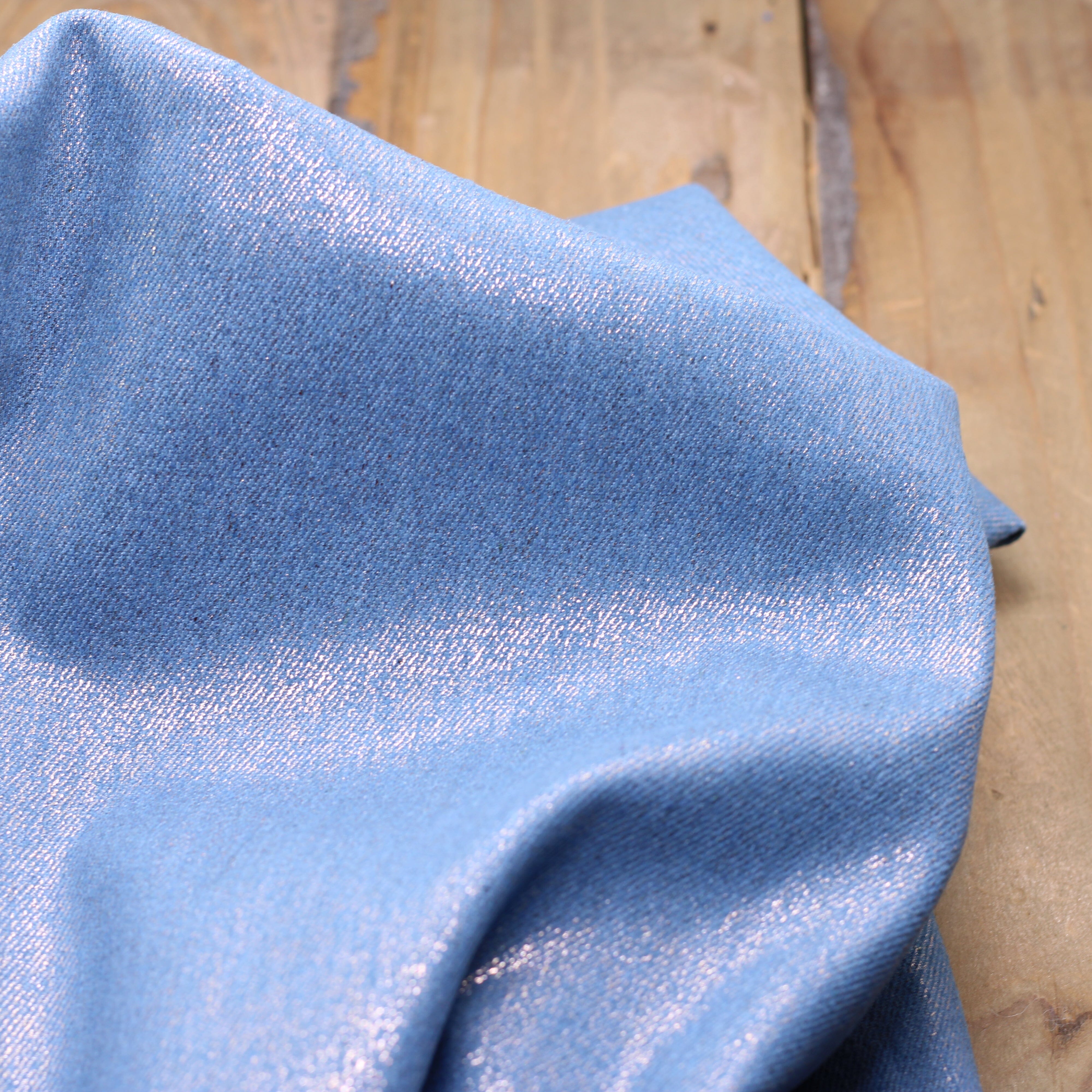 Tissu Jean Stretch- Bleu moyen irisé Argent (Vendu x10cm) Tissus Sélection Gaspard & Léonie | Gaspard et Léonie Tissus en ligne et Mercerie à Toulouse