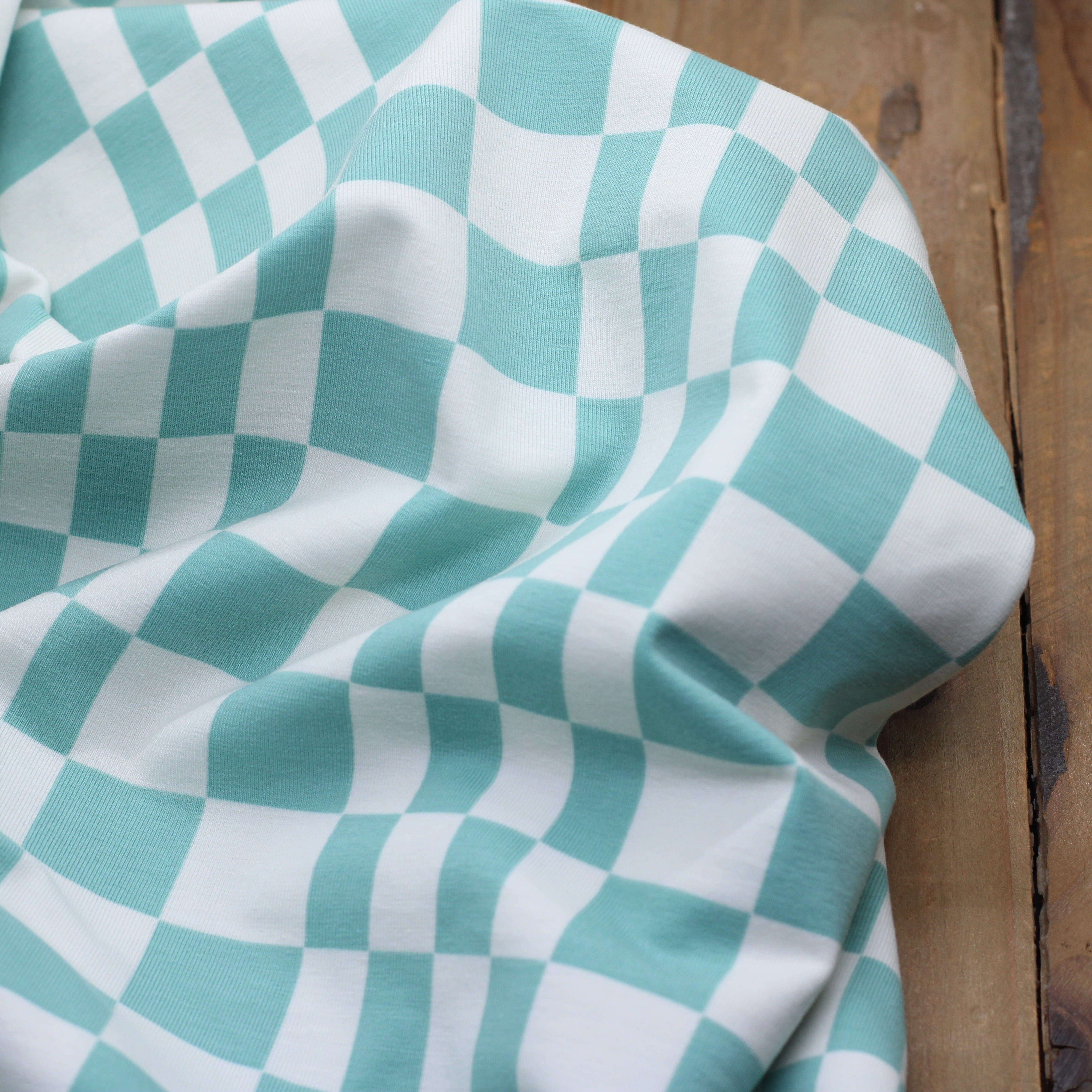 Tissu Jersey de coton - DAMIER - Blanc cassé/menthe - POPPY DESIGNED (Vendu x10cm) Tissus POPPY Designed For You | Gaspard et Léonie Tissus en ligne et Mercerie à Toulouse