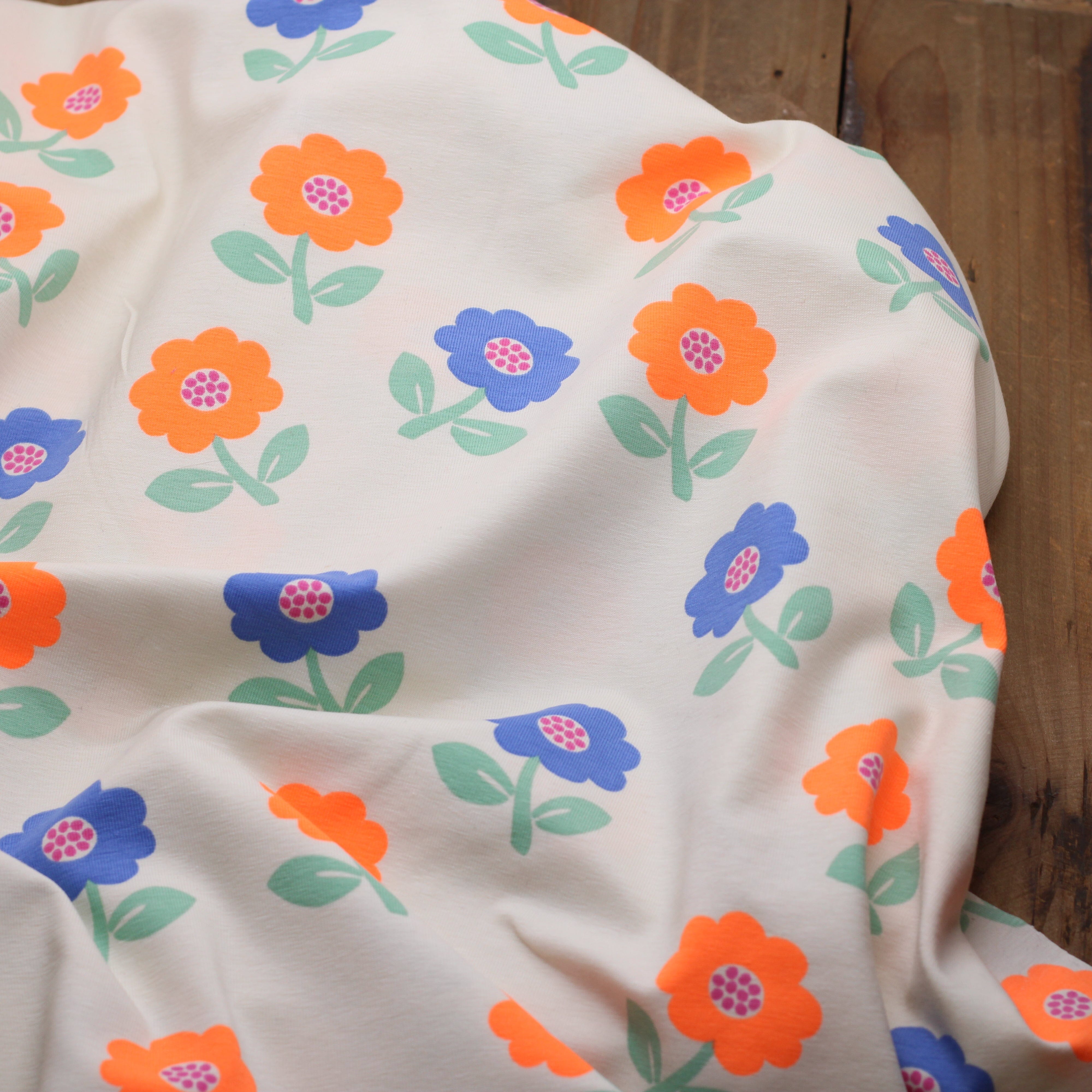 Tissu Jersey de coton - NEON FLOWERS - Blanc cassé - POPPY DESIGNED (Vendu x10cm) Tissus POPPY Designed For You | Gaspard et Léonie Tissus en ligne et Mercerie à Toulouse