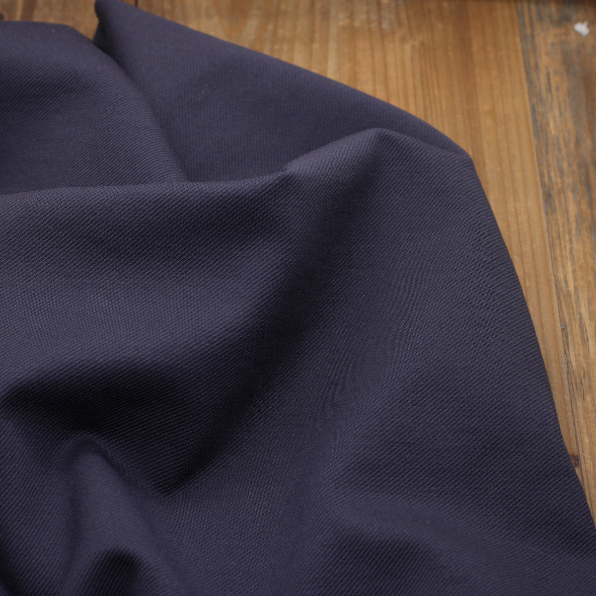 Tissu Jersey Milano Twill uni - Gris anthracite (Vendu x10cm) Tissus L'atelier de Gaspard et Léonie | Gaspard et Léonie Tissus en ligne et Mercerie à Toulouse