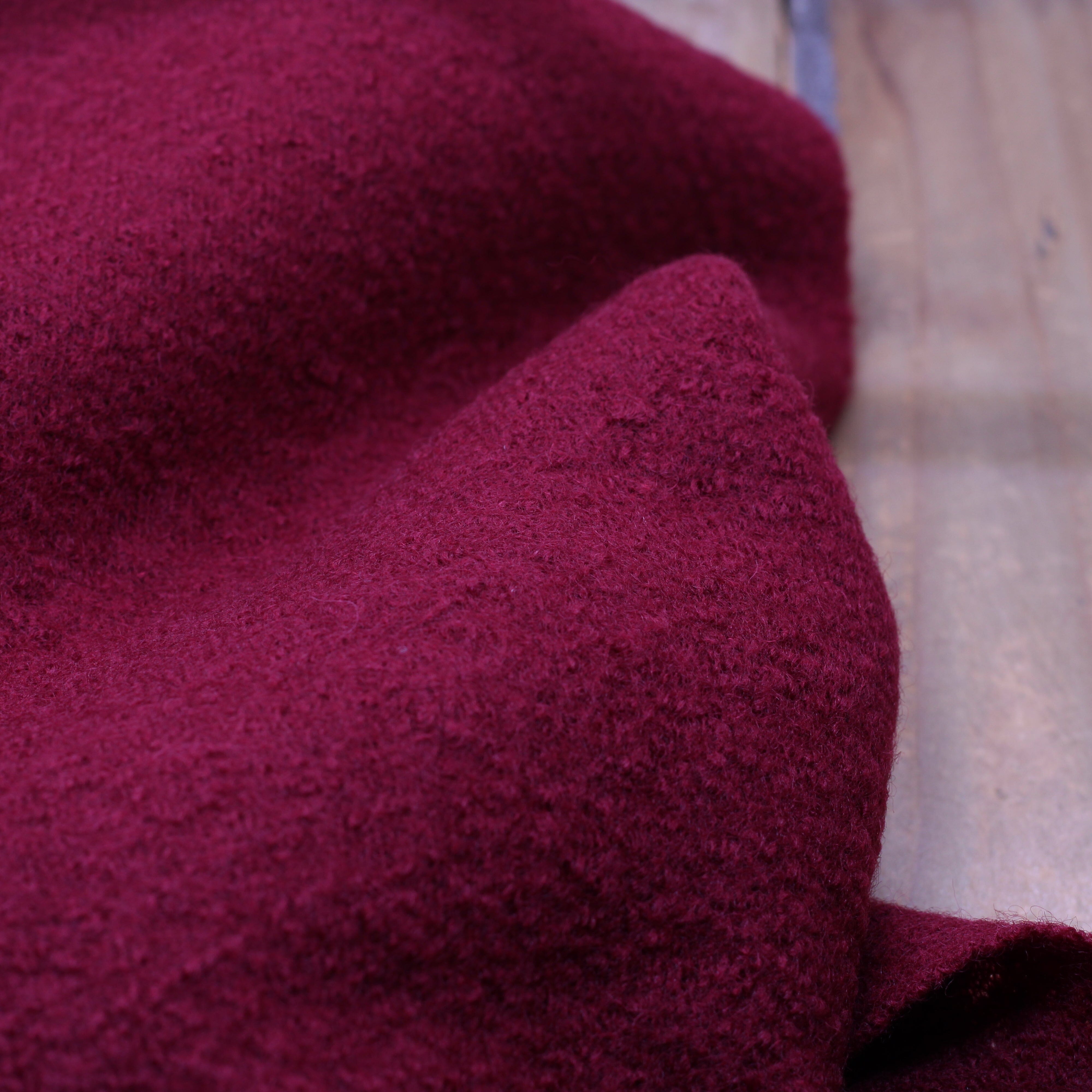 Tissu Laine Manteaux - Rouge bordeaux Vendu x10cm) Tissus Sélection Gaspard & Léonie | Gaspard et Léonie Tissus en ligne et Mercerie à Toulouse