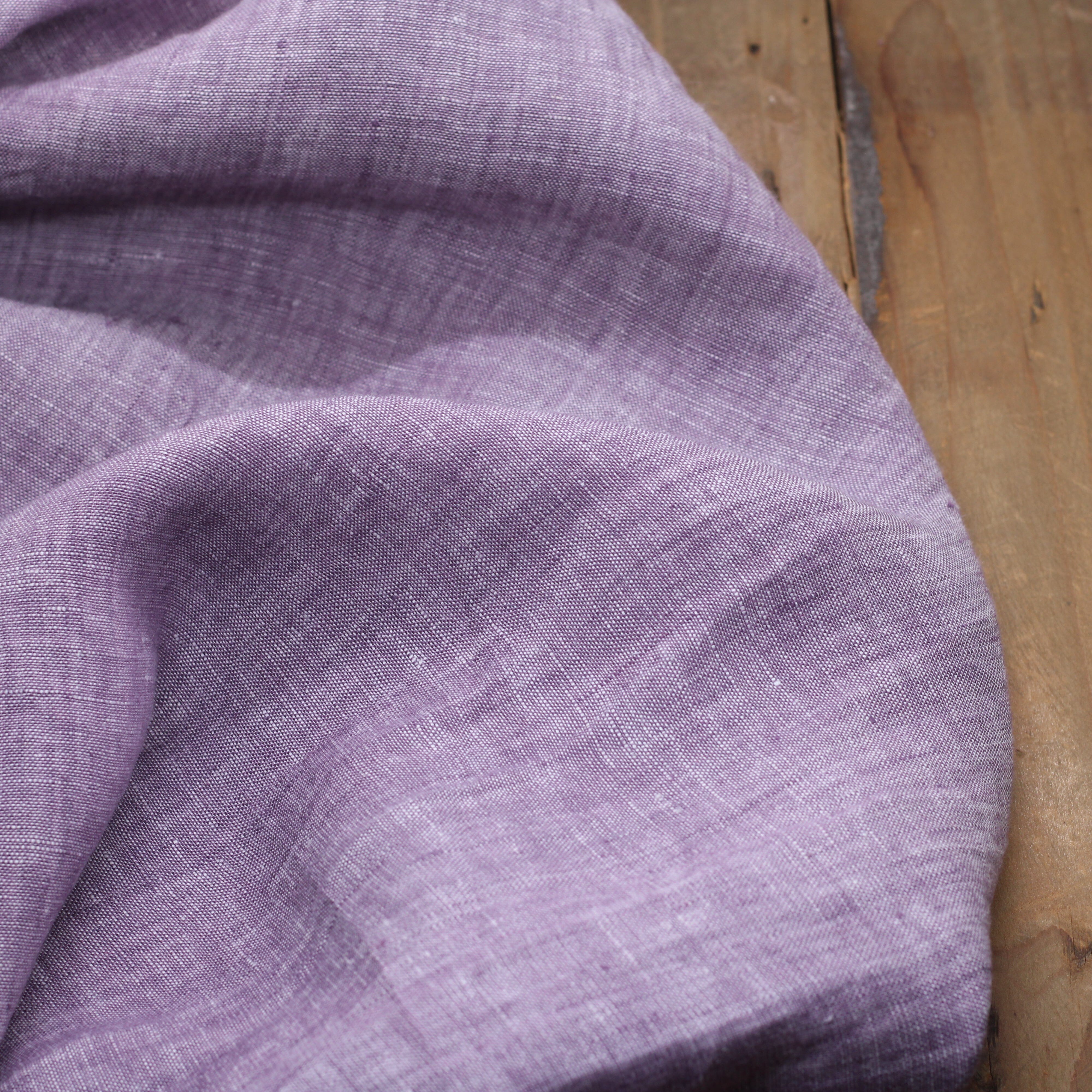 Tissu Lin chambray Uni - Mauve (Vendu x10cm) Tissus Sélection Gaspard & Léonie | Gaspard et Léonie Tissus en ligne et Mercerie à Toulouse