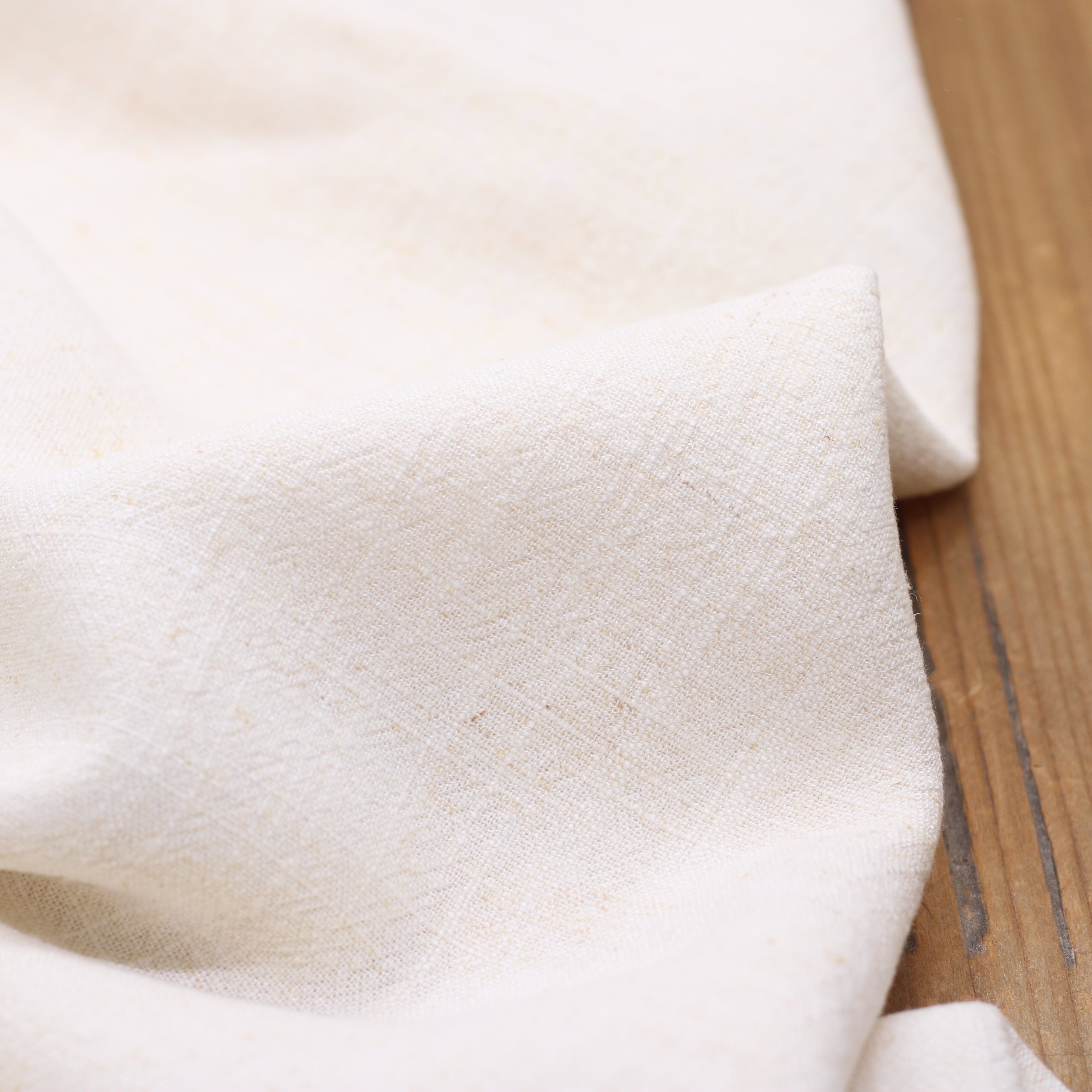 Tissu Lin Viscose Uni - Naturel Ecru (Vendu x10cm) Tissus Sélection Gaspard & Léonie | Gaspard et Léonie Tissus en ligne et Mercerie à Toulouse