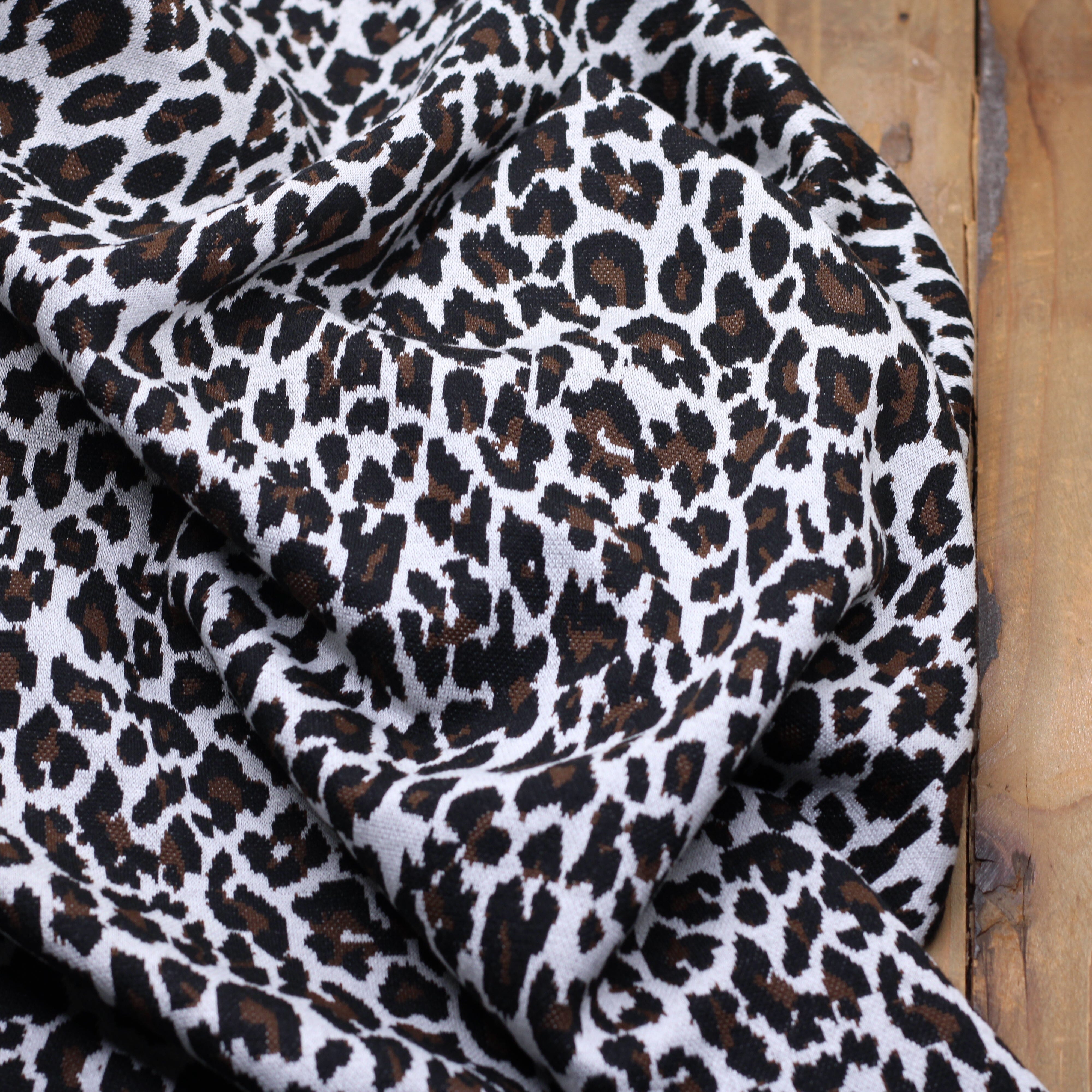 Tissu Maille Jacquard - LEOPARD - Ecru (Vendu x10cm) Tissus ALBSTOFFE | Gaspard et Léonie Tissus en ligne et Mercerie à Toulouse